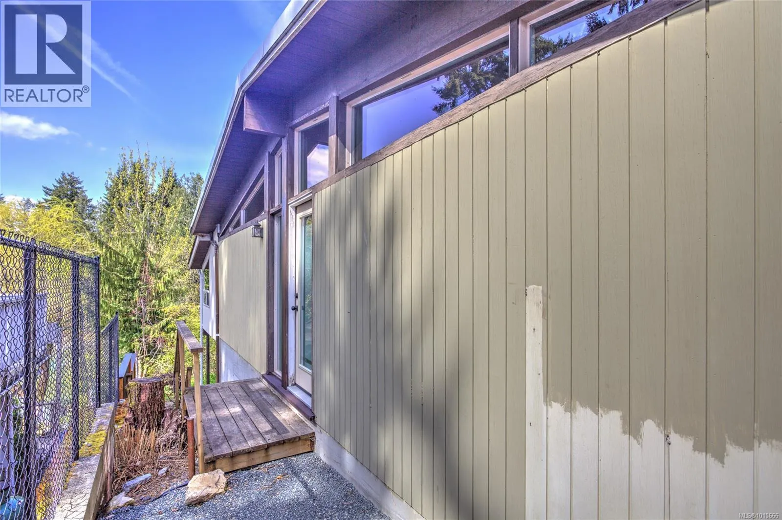 56 Prospect Ave
