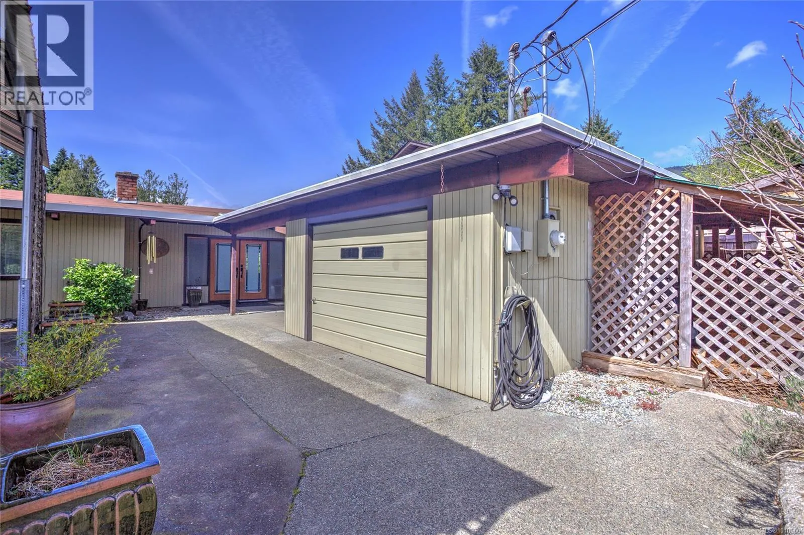 56 Prospect Ave