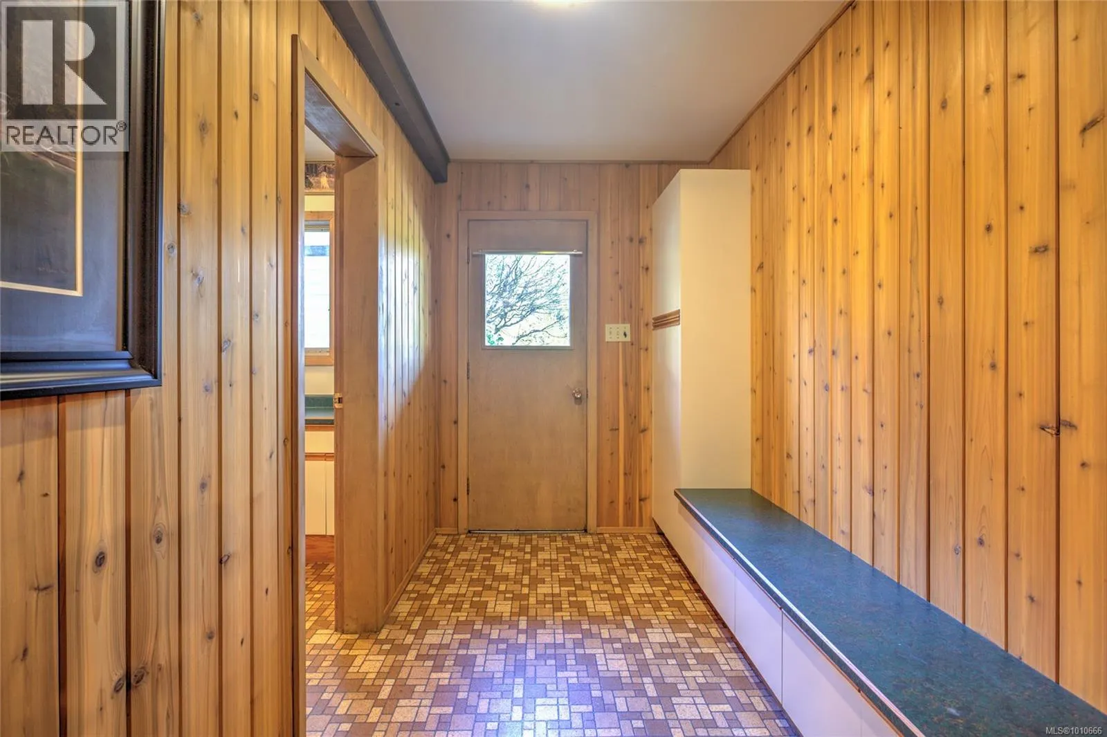 56 Prospect Ave