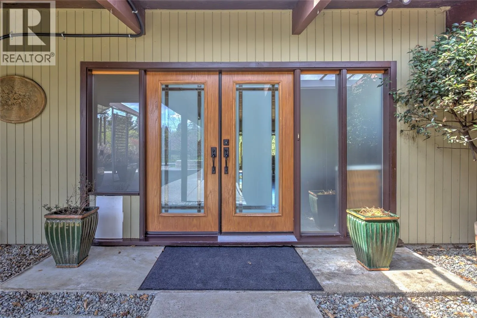 56 Prospect Ave