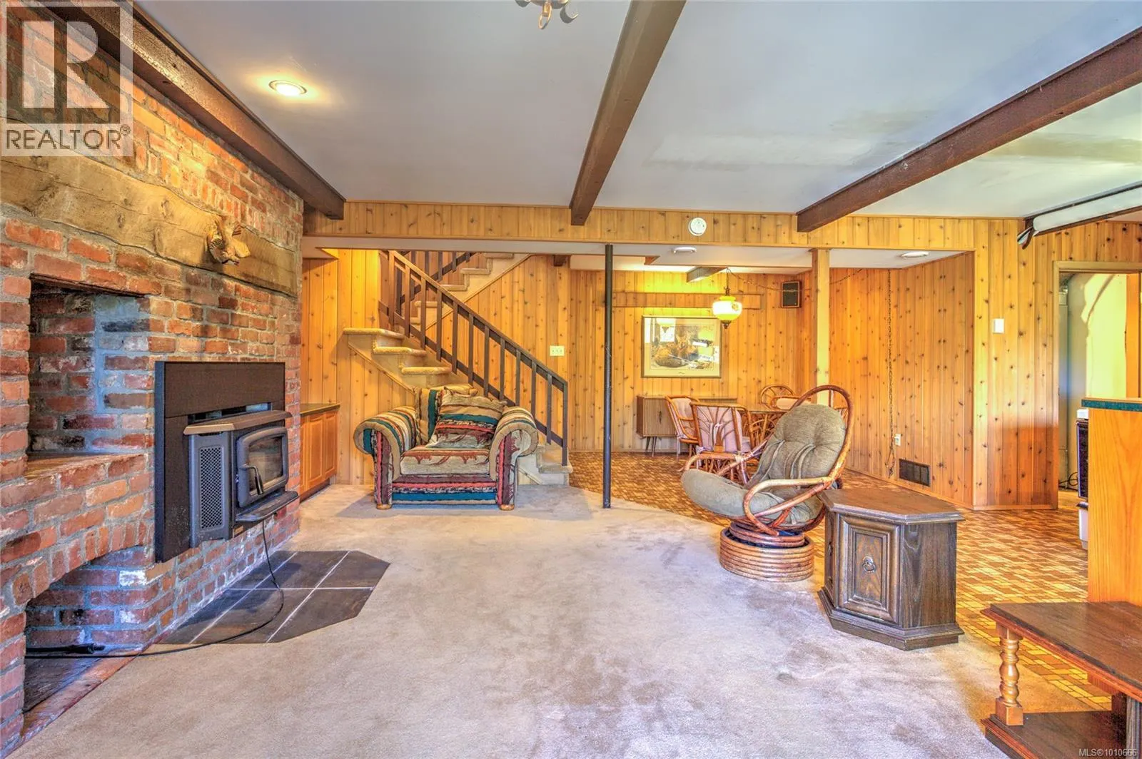 56 Prospect Ave