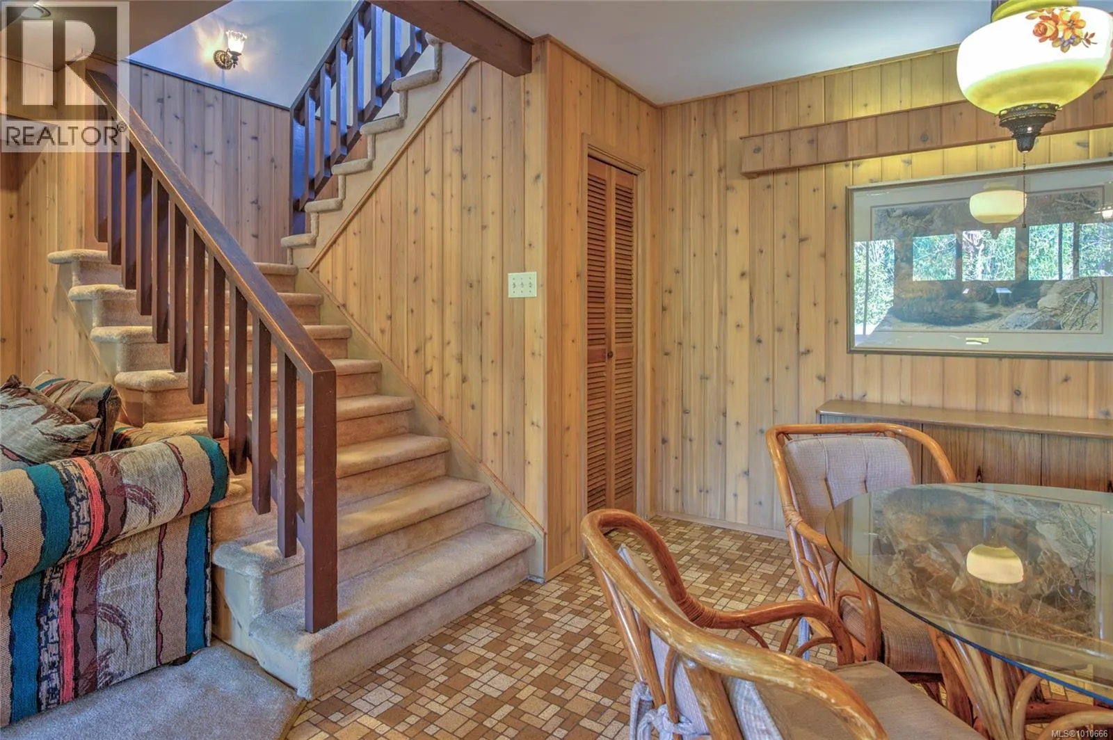56 Prospect Ave