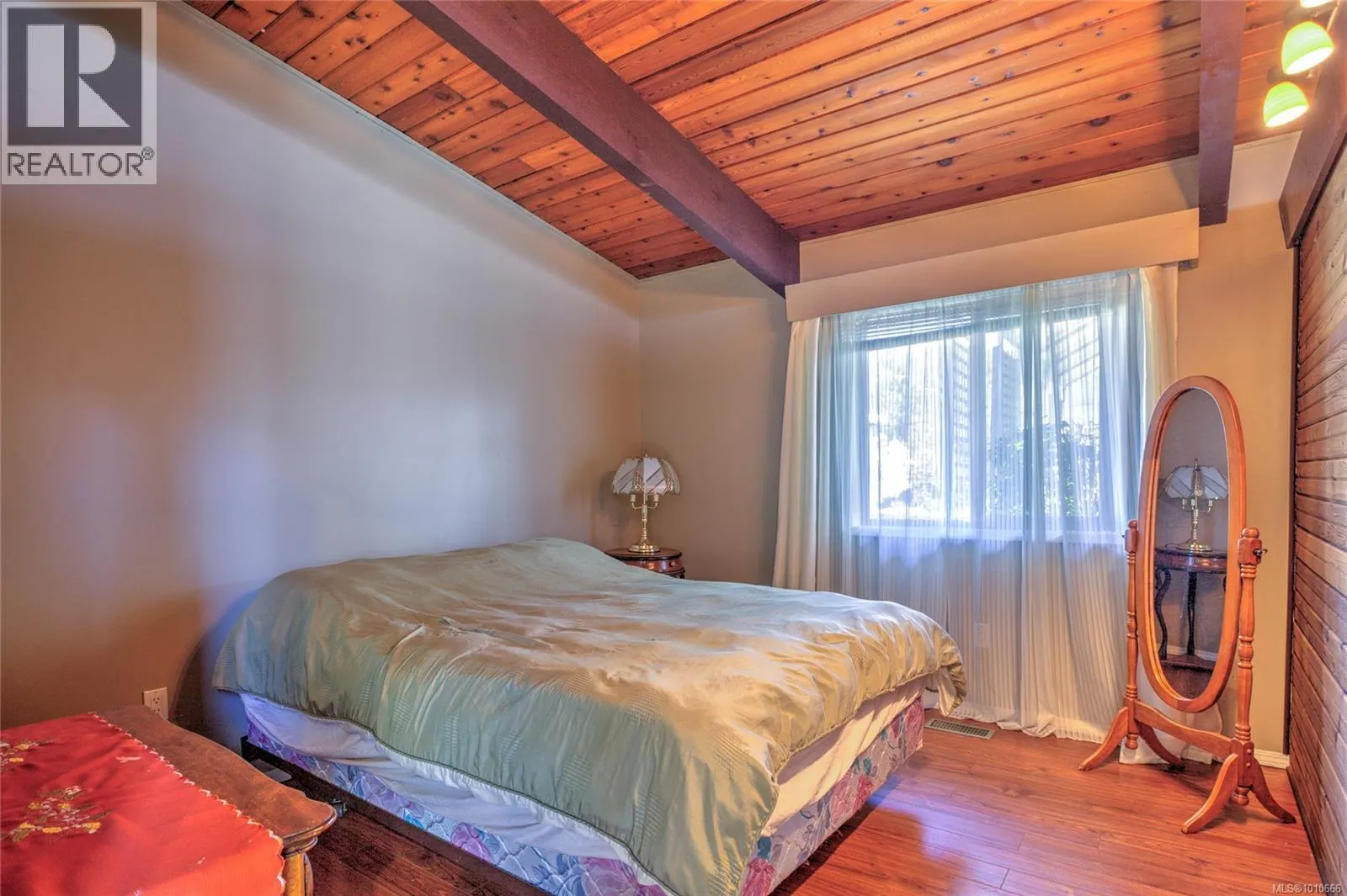 56 Prospect Ave