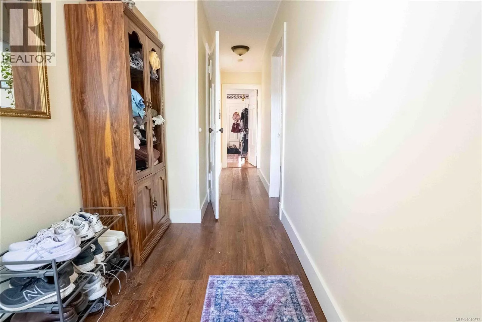 2329 Dowler Pl