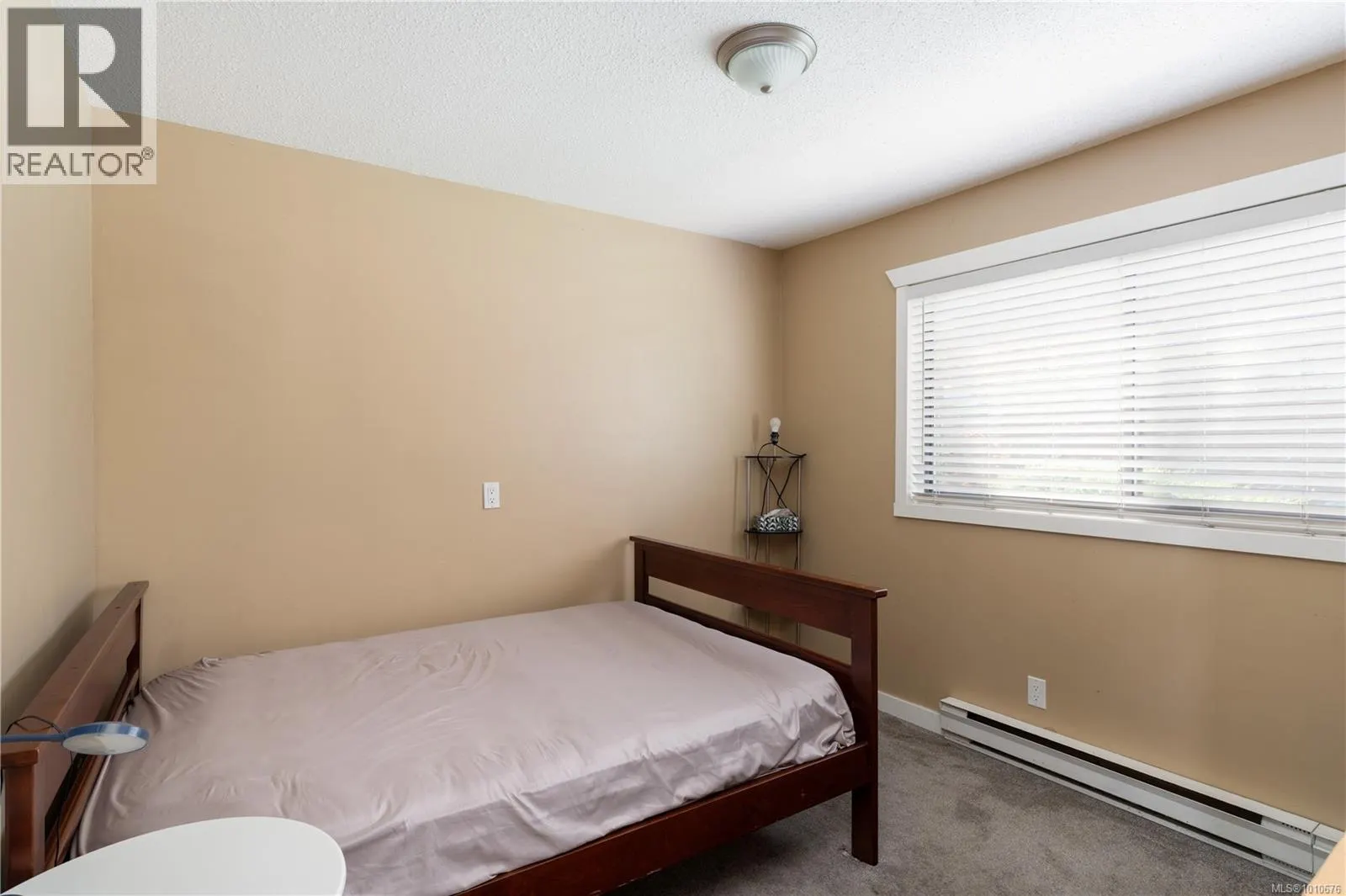 101 1709 McKenzie Ave