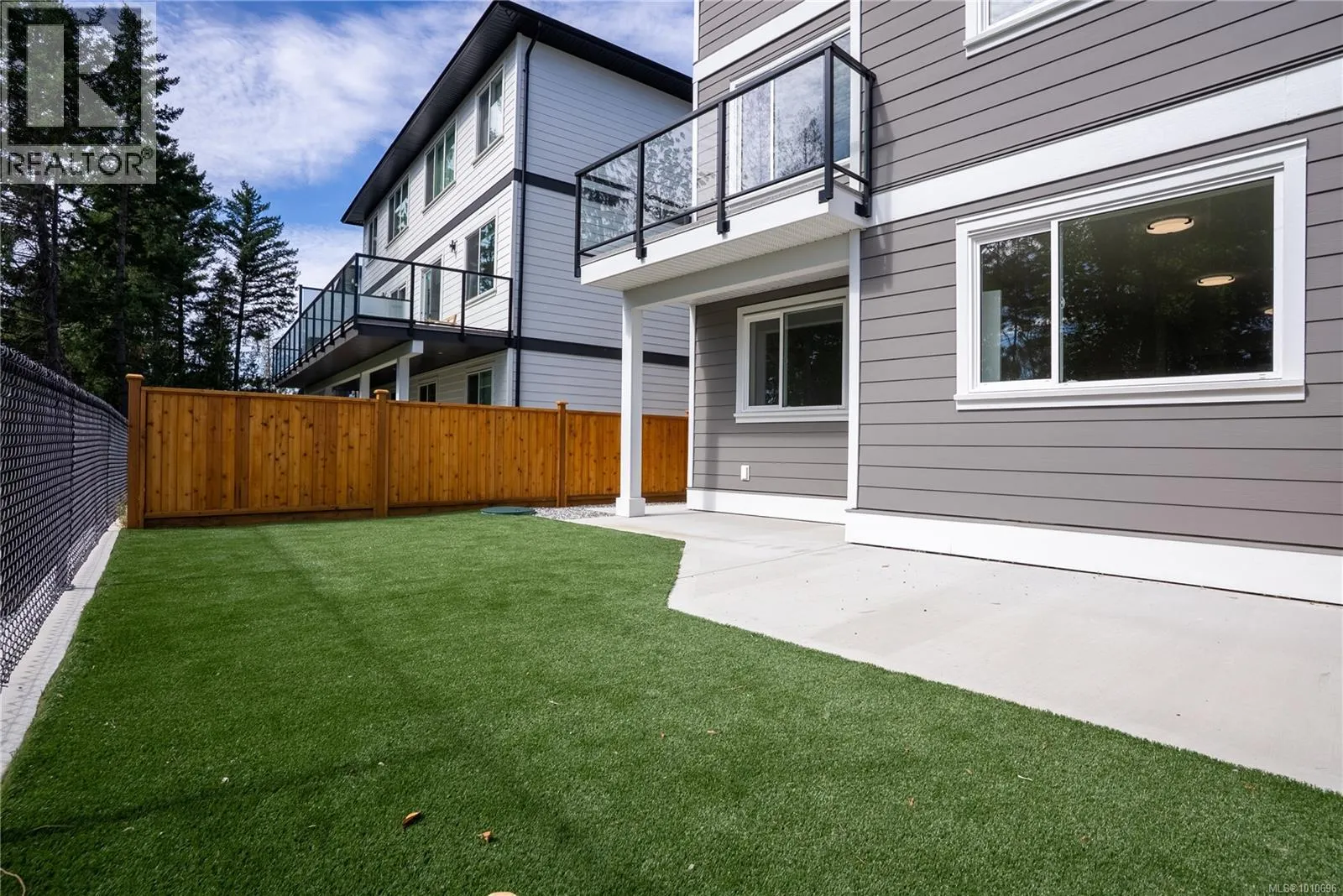 1536 Marble Pl