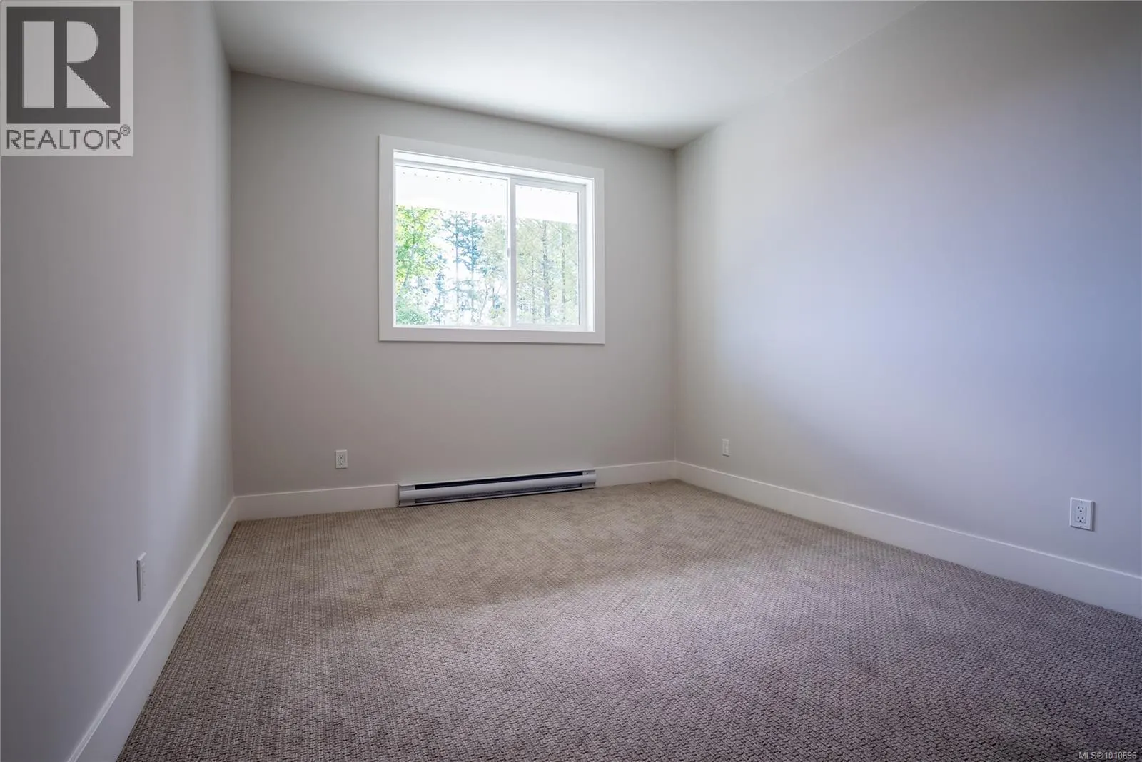 1536 Marble Pl