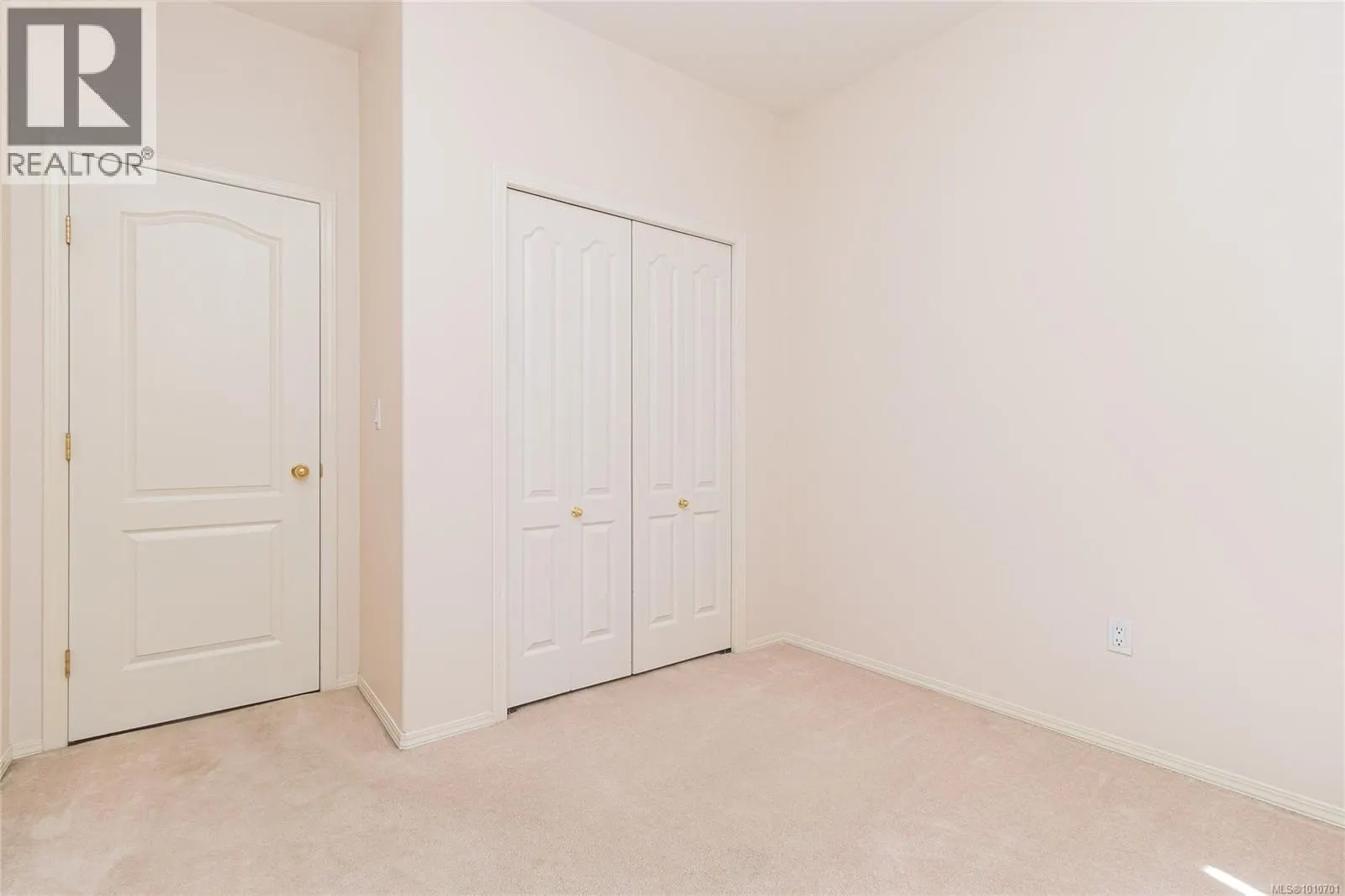 4302 Indigo Lane