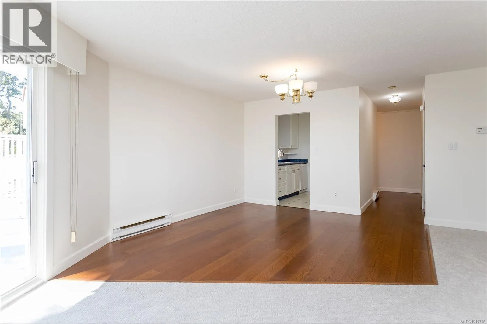 121 3962 Cedar Hill Rd