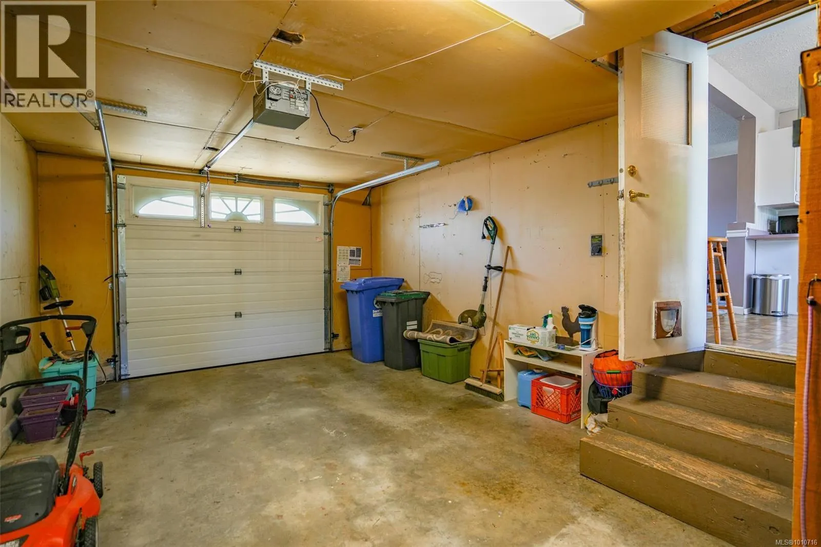 5719 Brown Rd