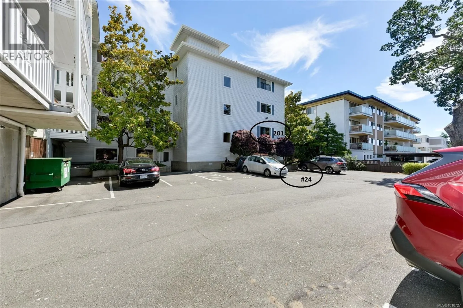 201 1060 LINDEN Ave