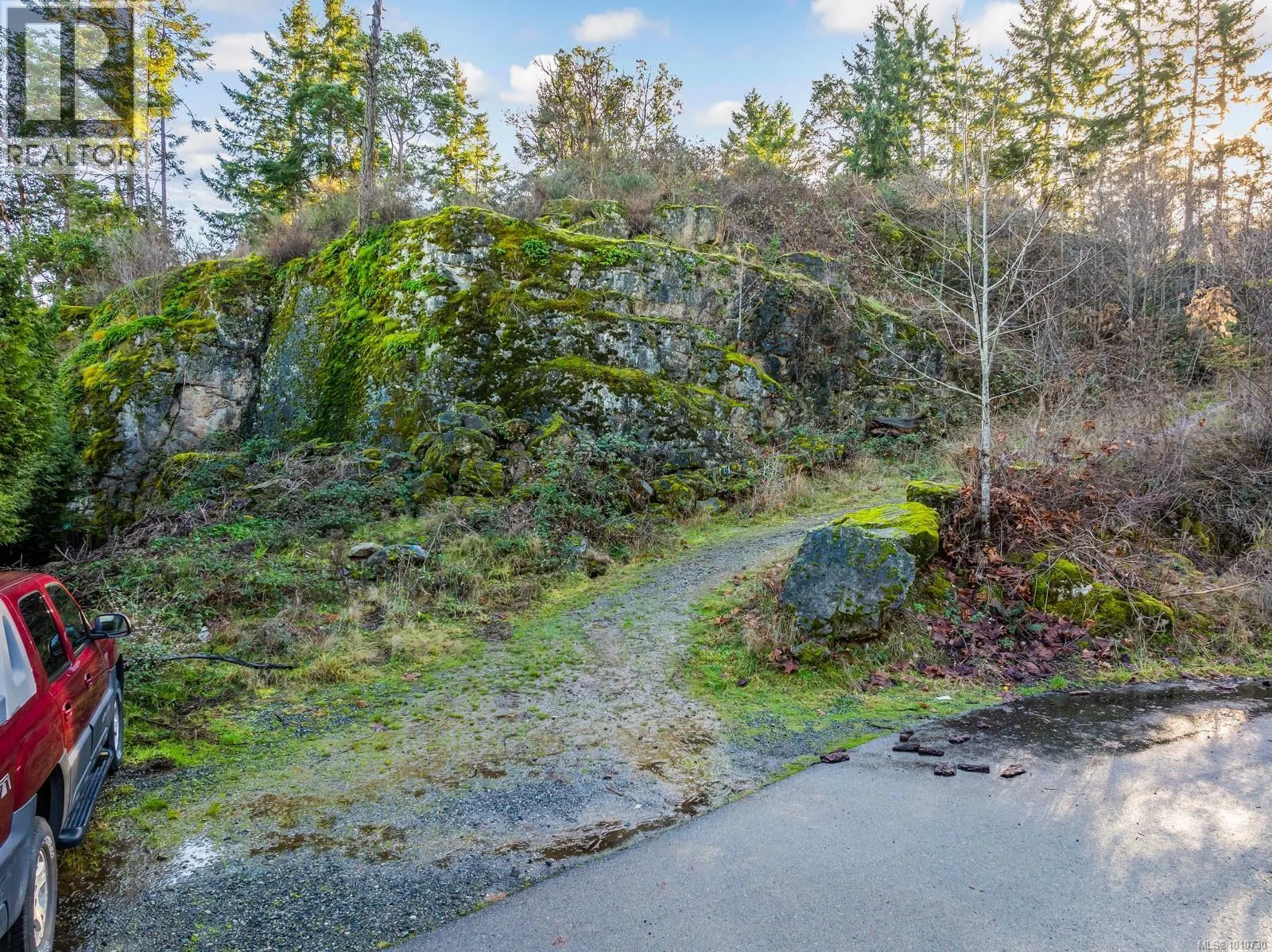 3128 Queens Crt