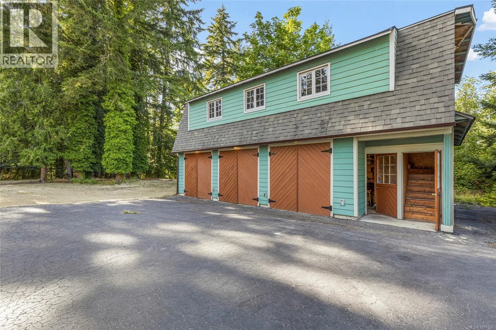 4786 Hillbank Rd