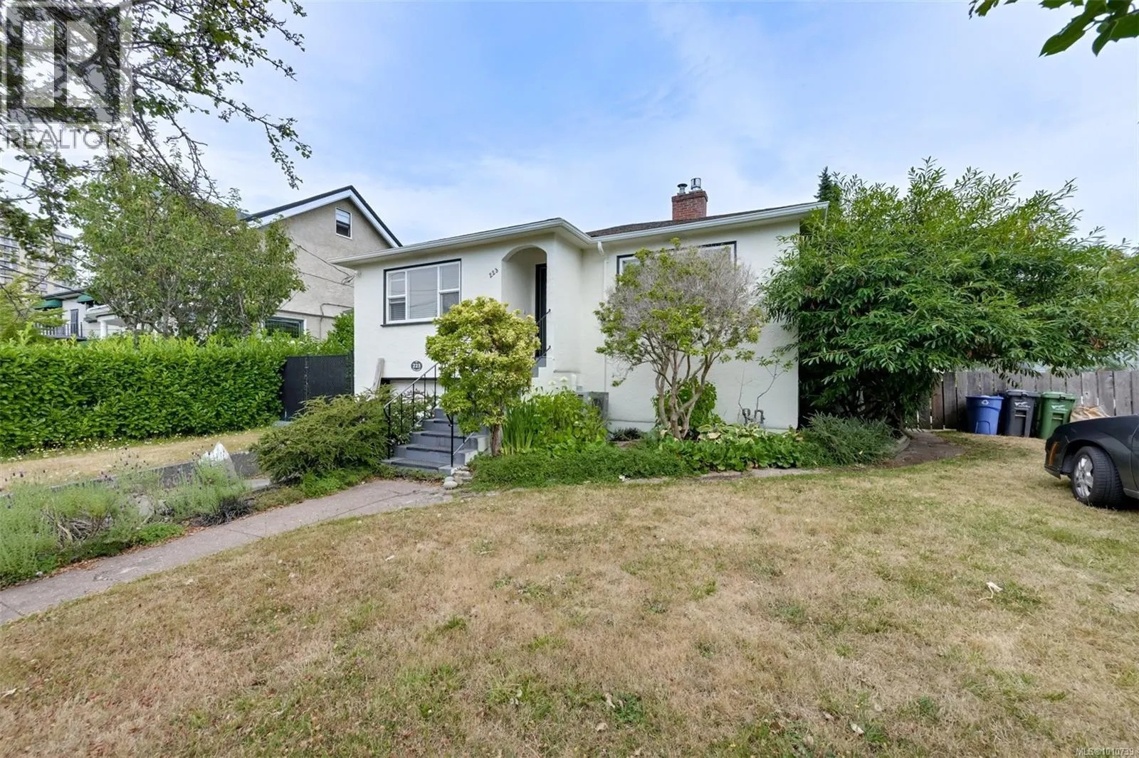 223 Government St