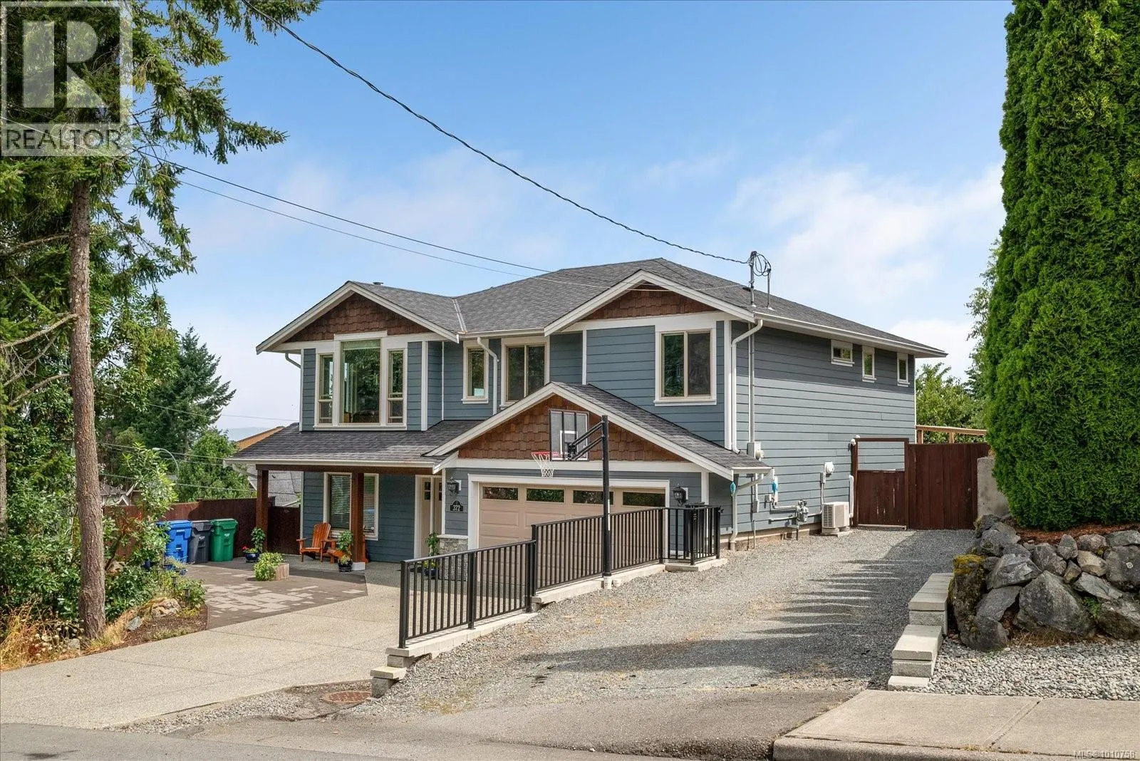 372 Cariboo Dr
