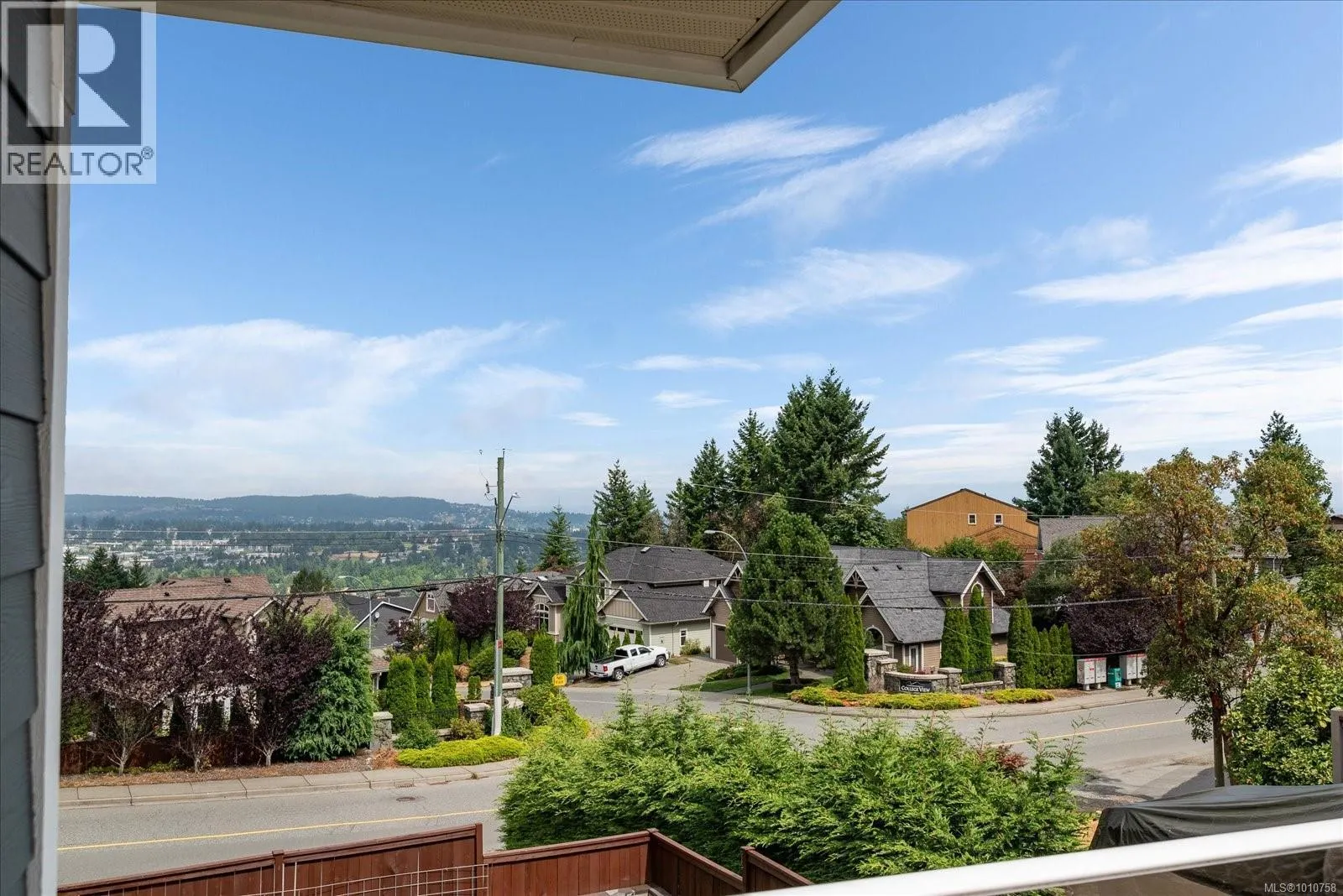 372 Cariboo Dr
