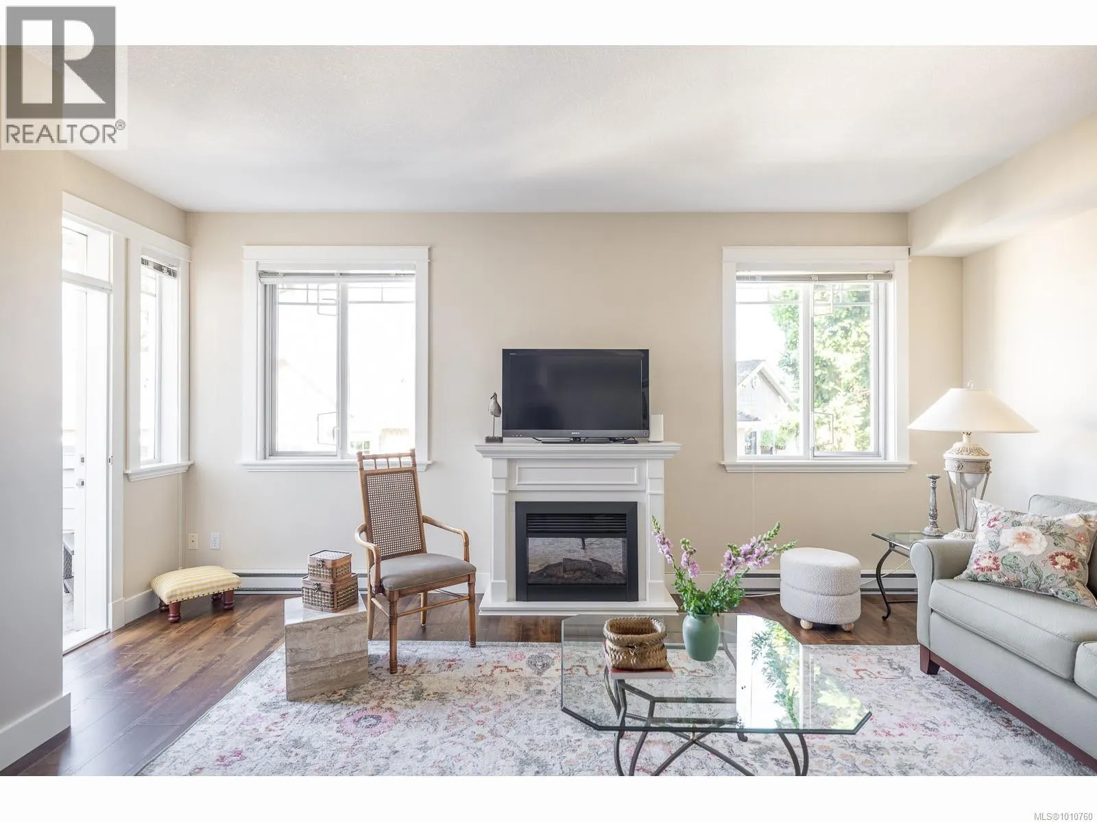 201 193 Second Ave