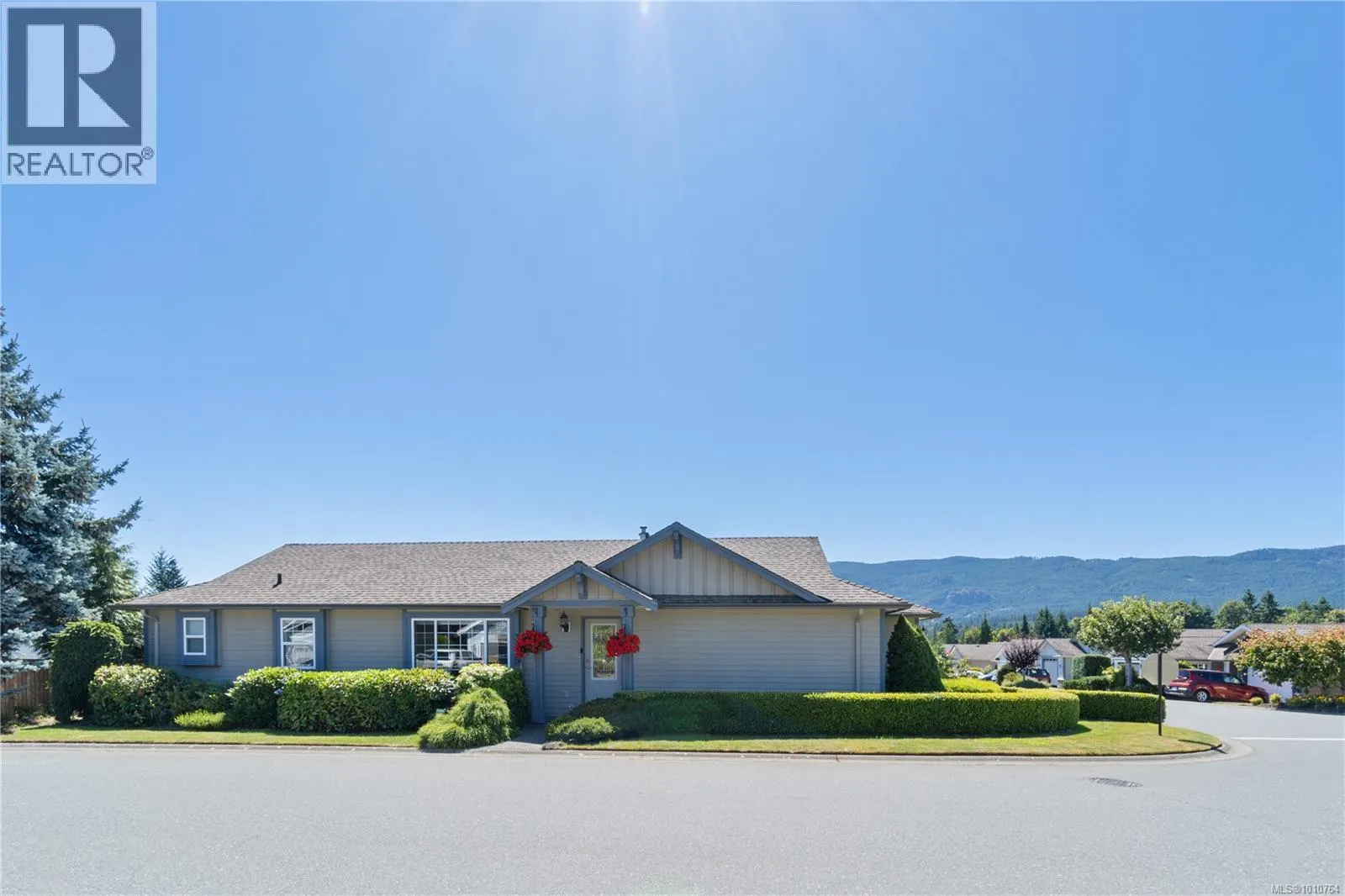 3975 Magnolia Dr