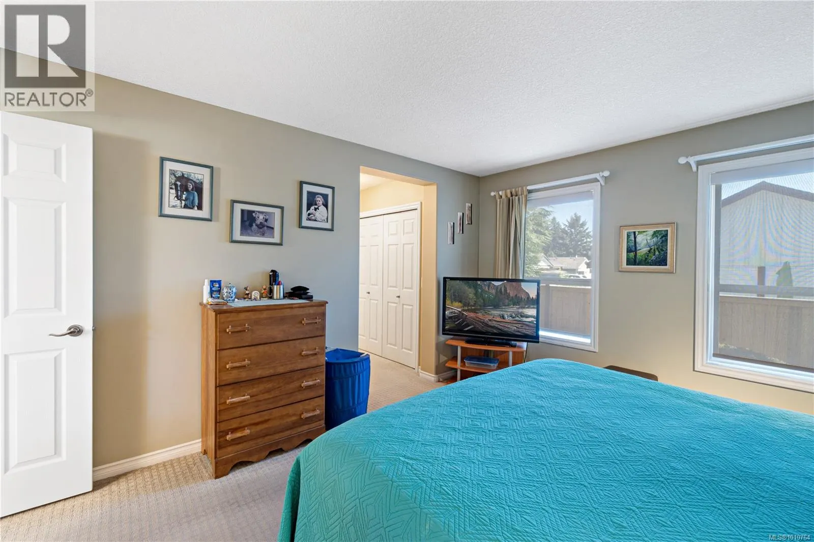 3975 Magnolia Dr
