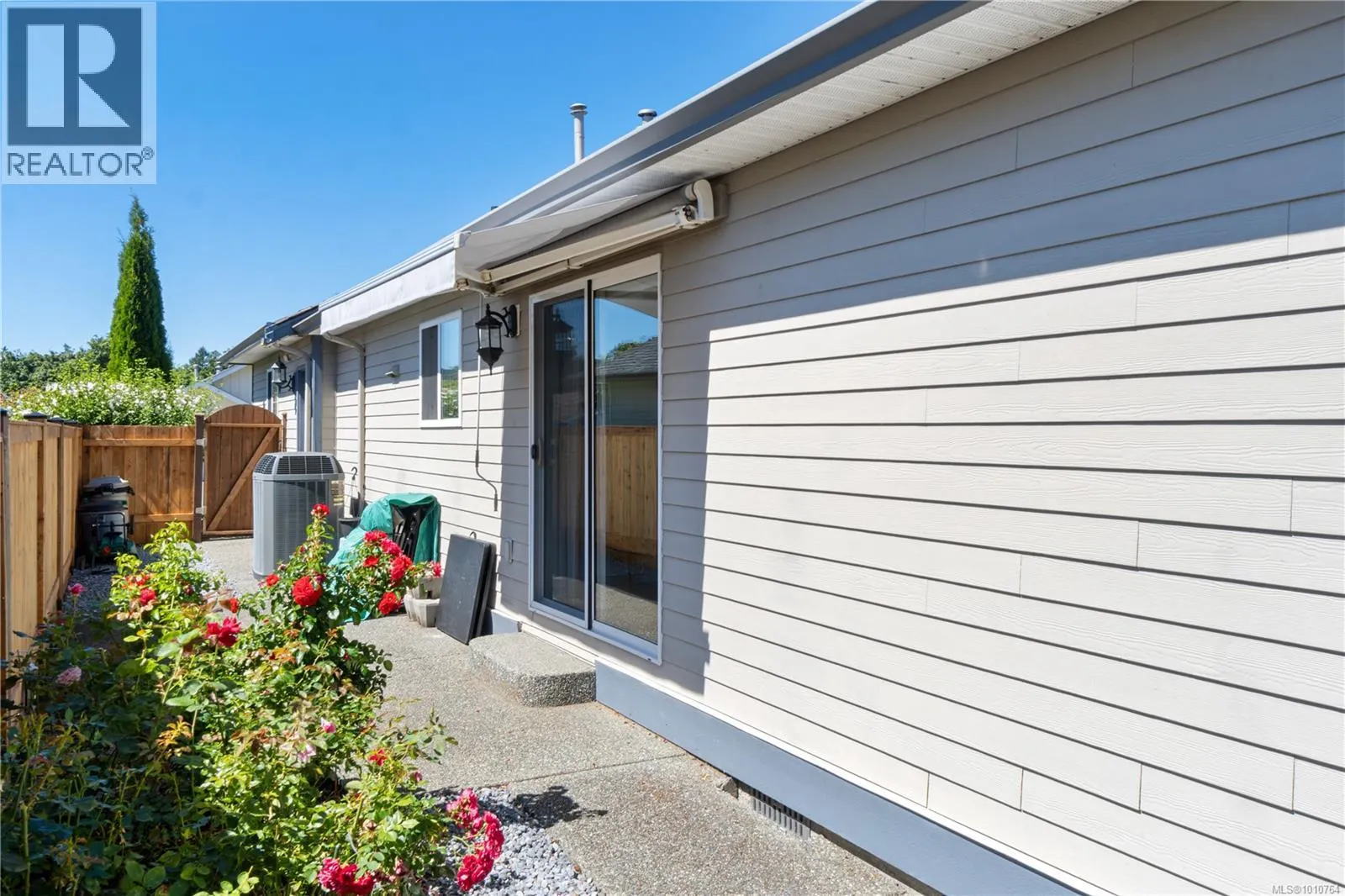 3975 Magnolia Dr