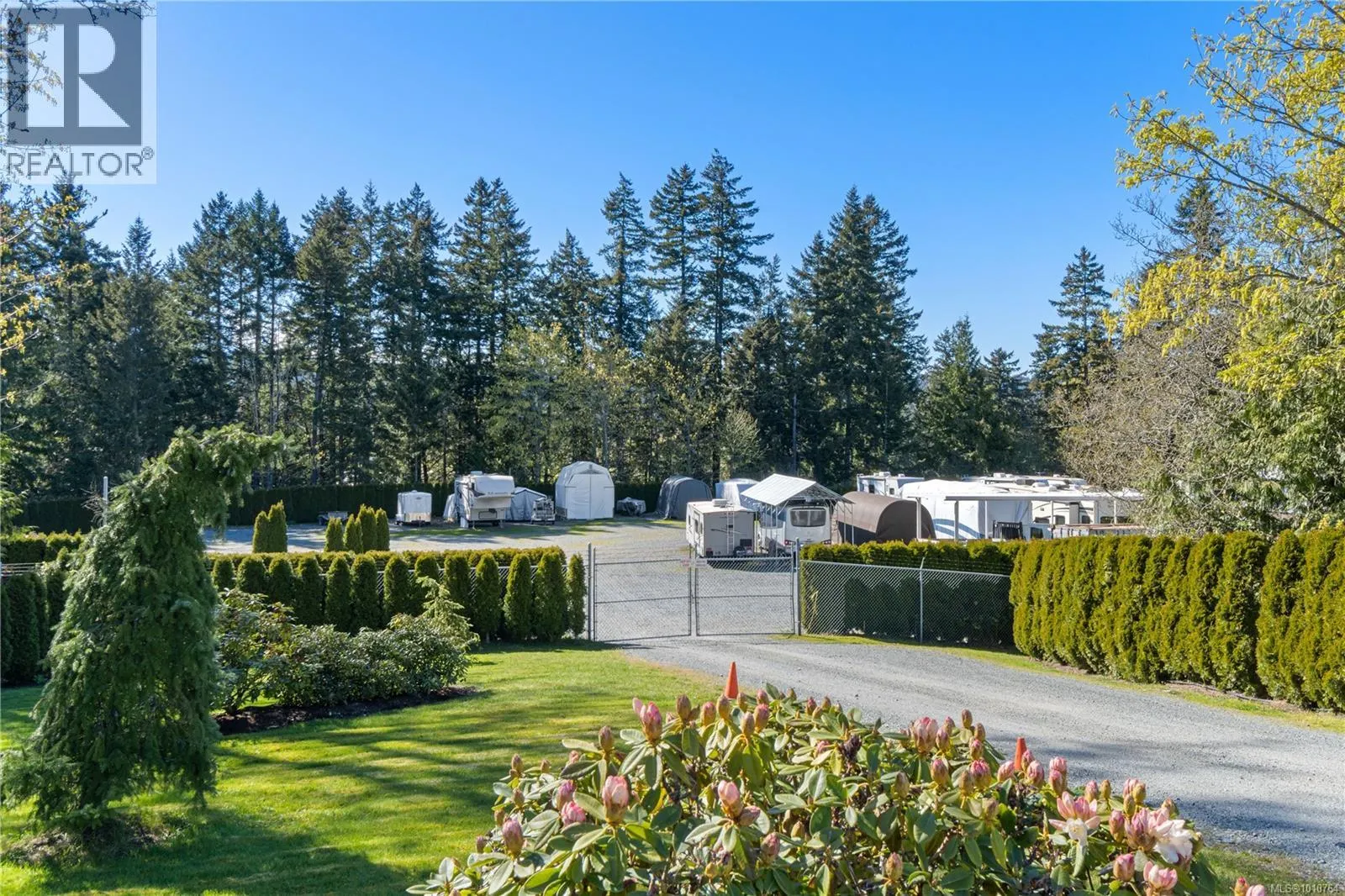 3975 Magnolia Dr