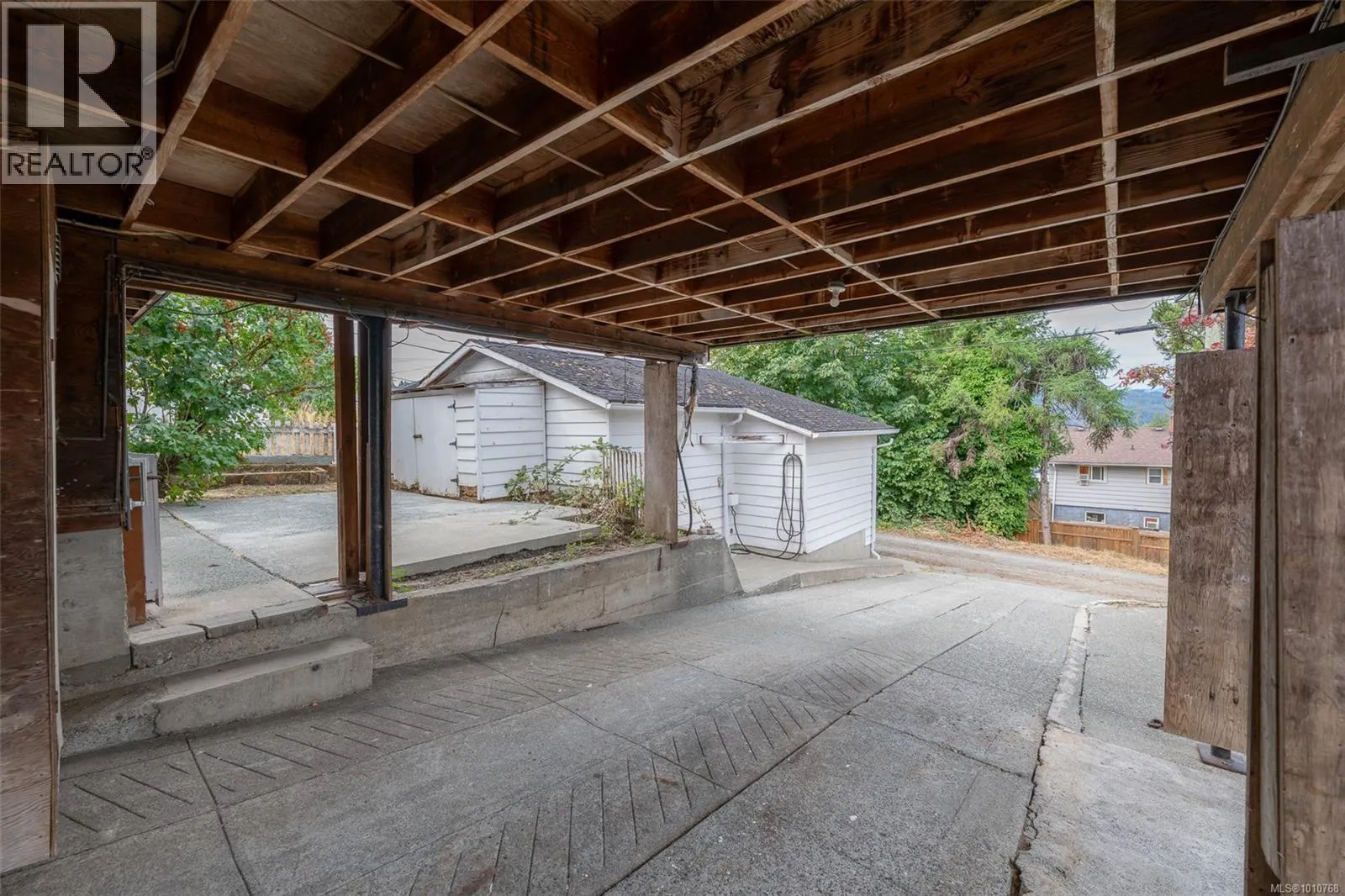 3610 16th Ave