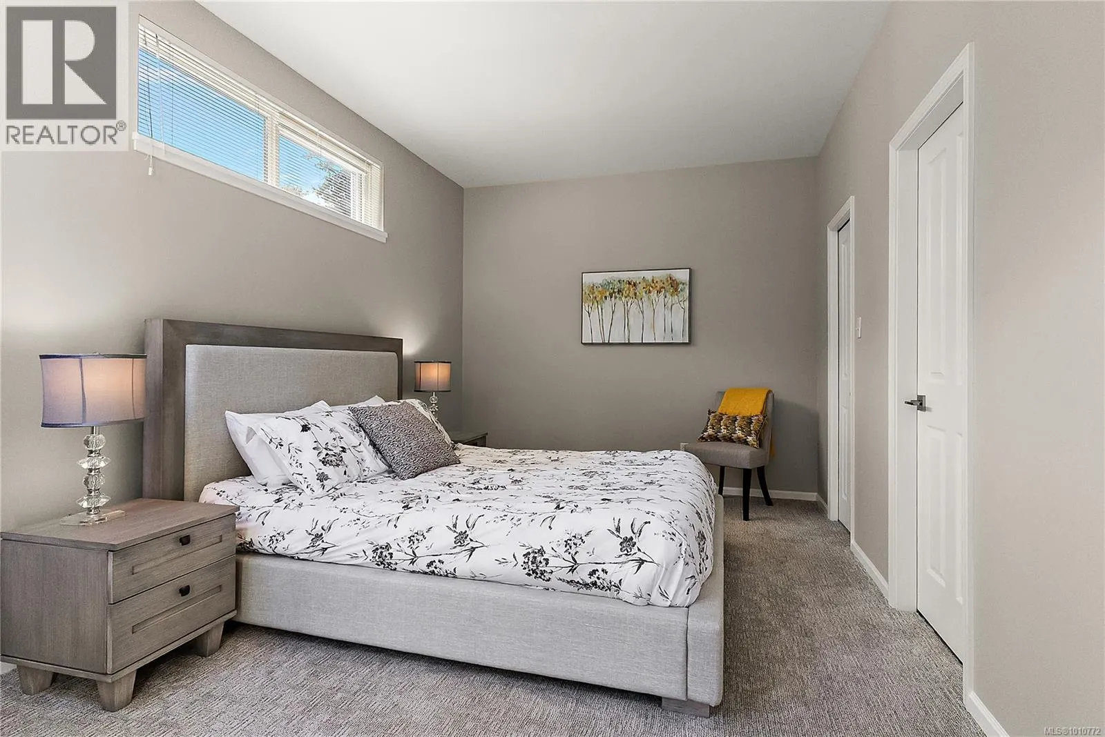 7 4771 Cordova Bay Rd