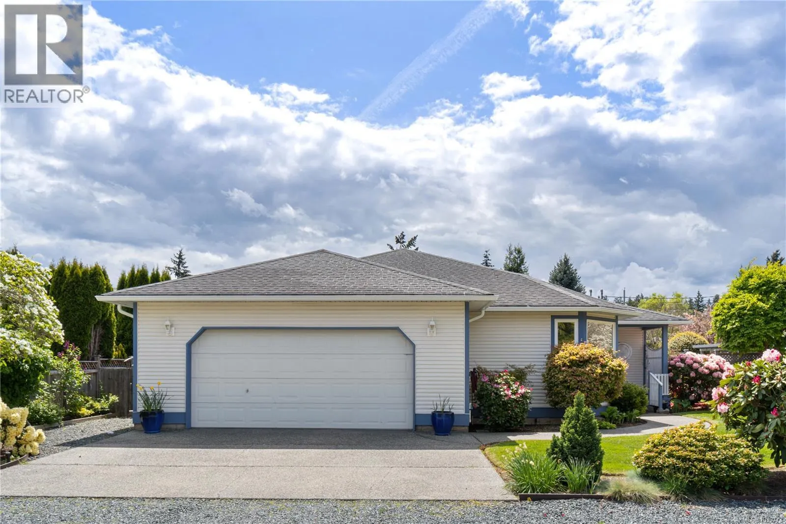 785 Nicolls Dr