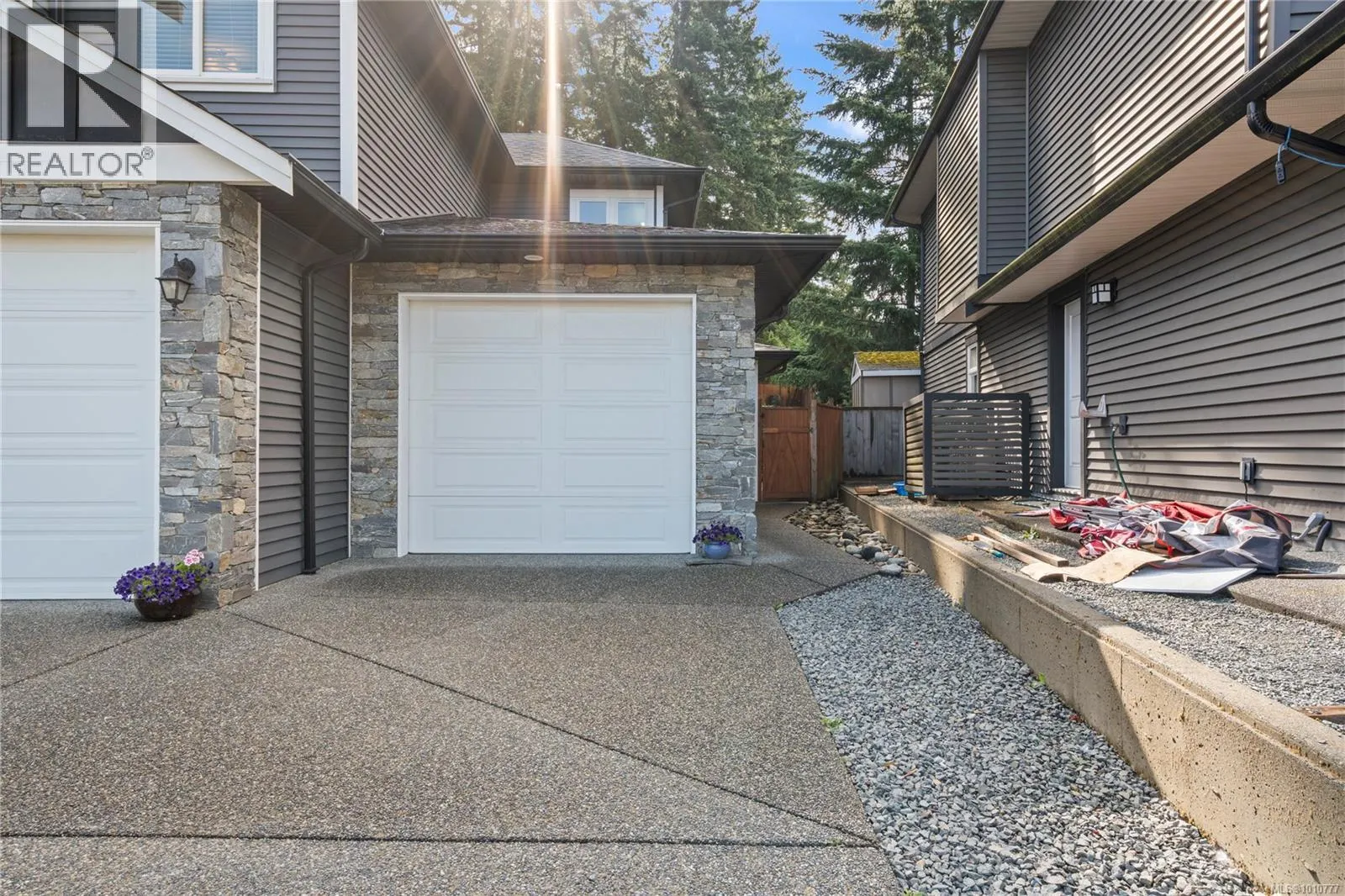 512 Martina Way