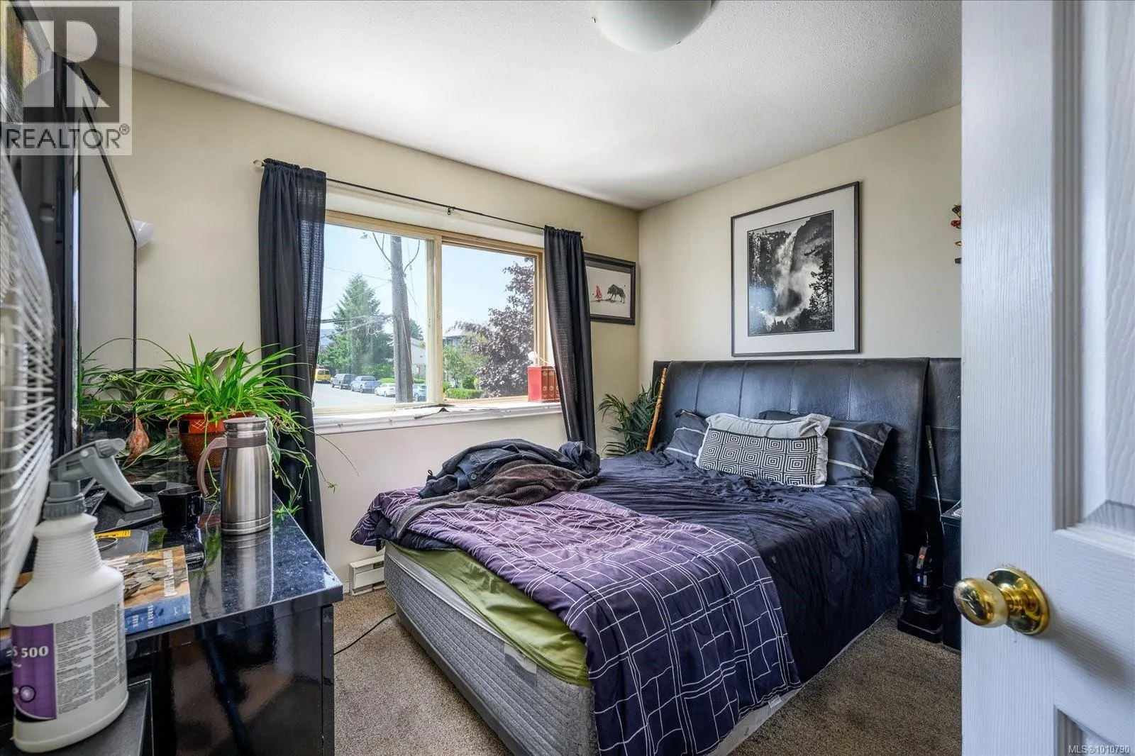 3116 Barons Rd
