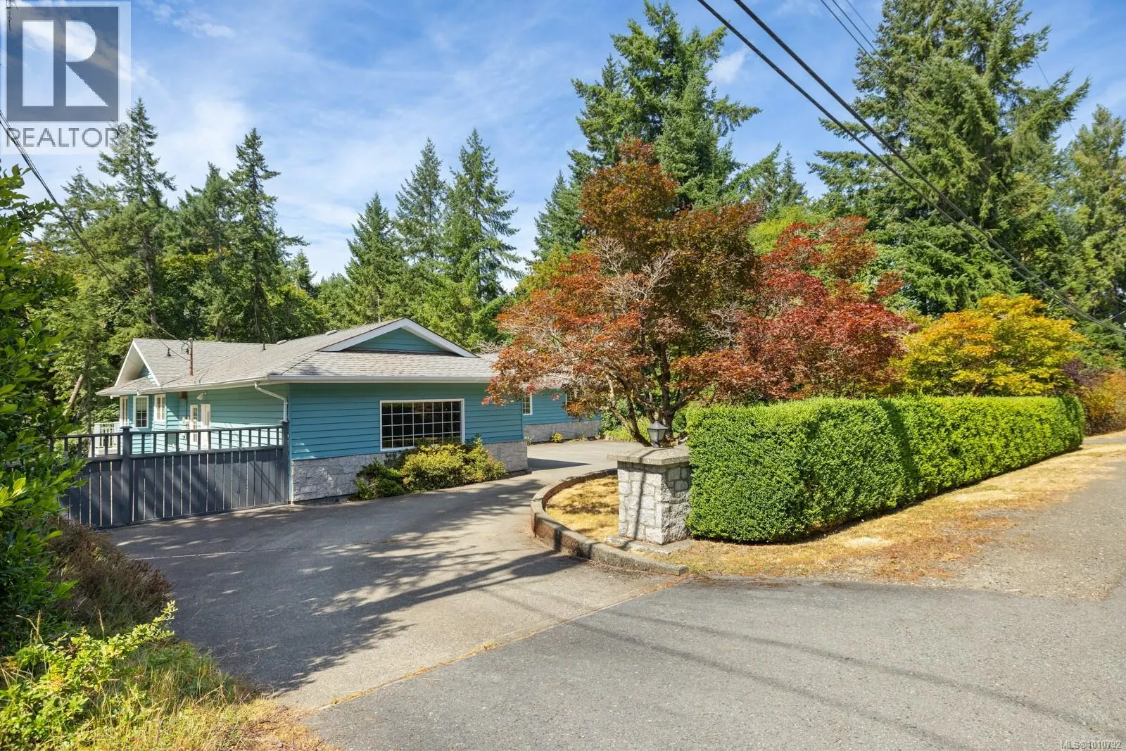 6460 McKenzie Dr