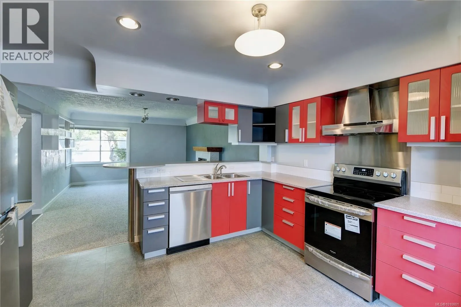 1211 Fairfield Rd