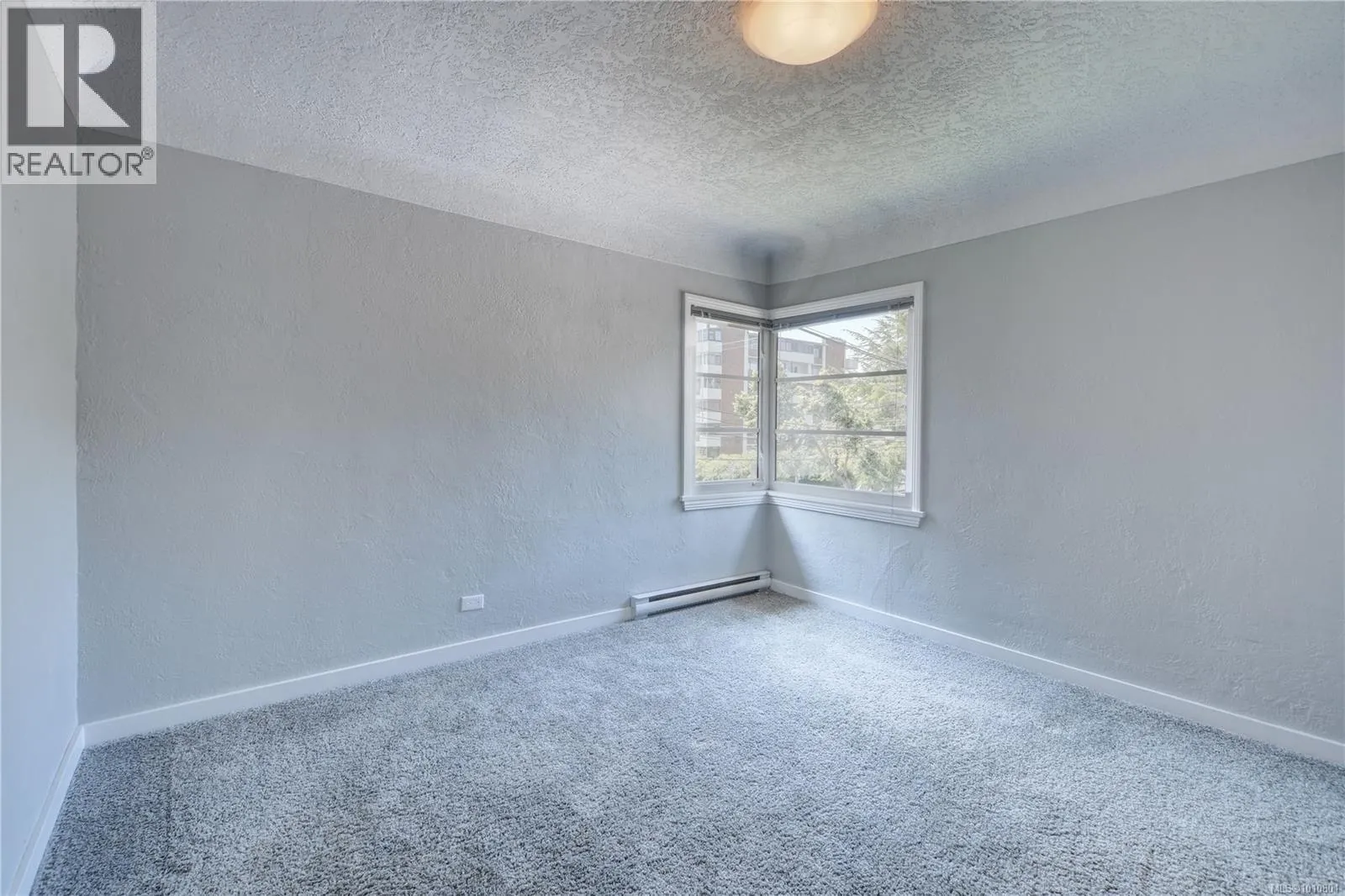1211 Fairfield Rd