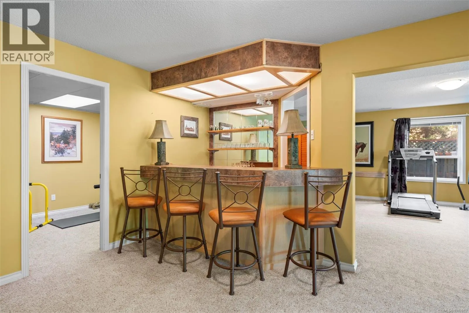 514 Country Club Dr