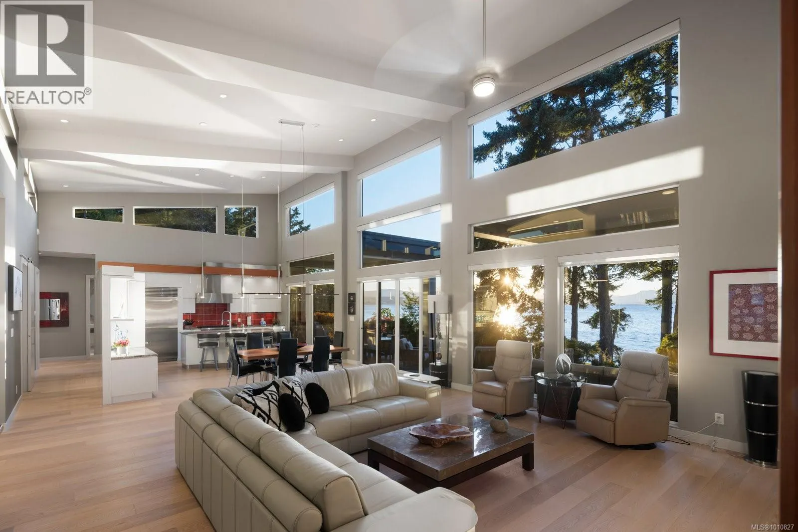 568 Lands End Rd