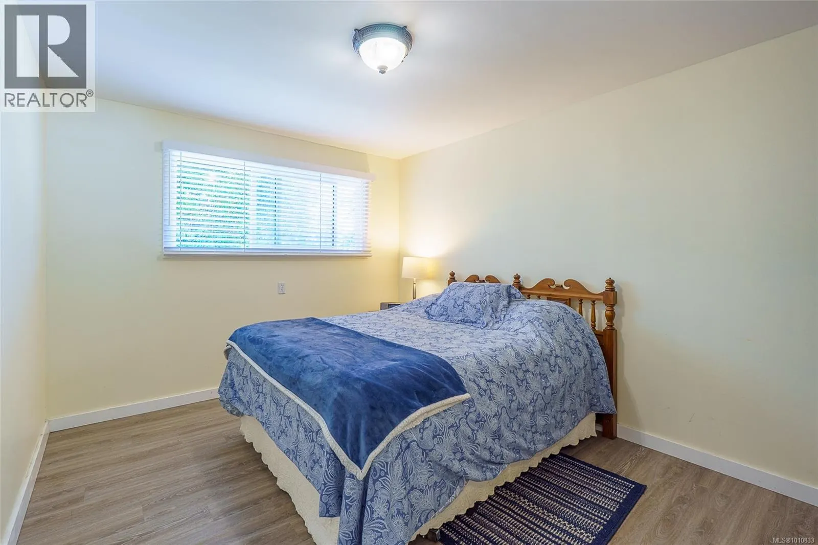 255 Otter St