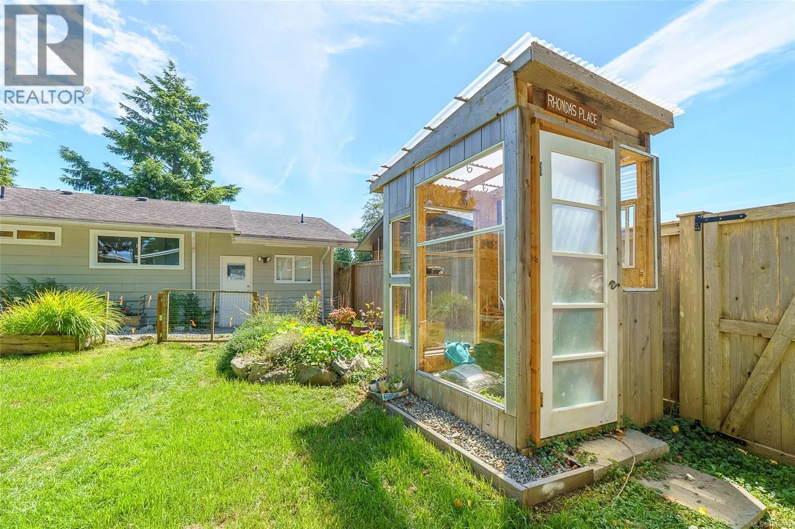 255 Otter St