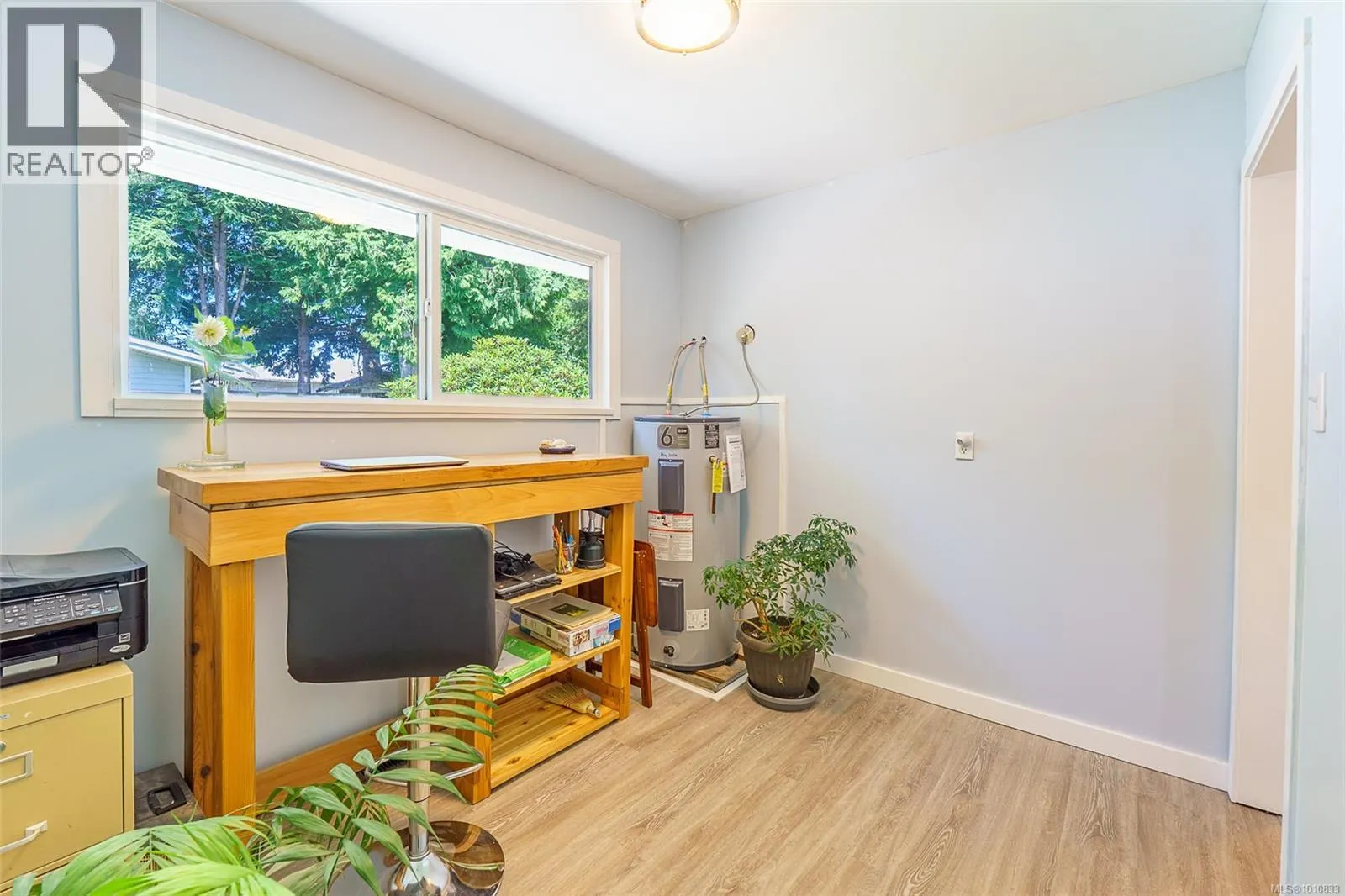 255 Otter St