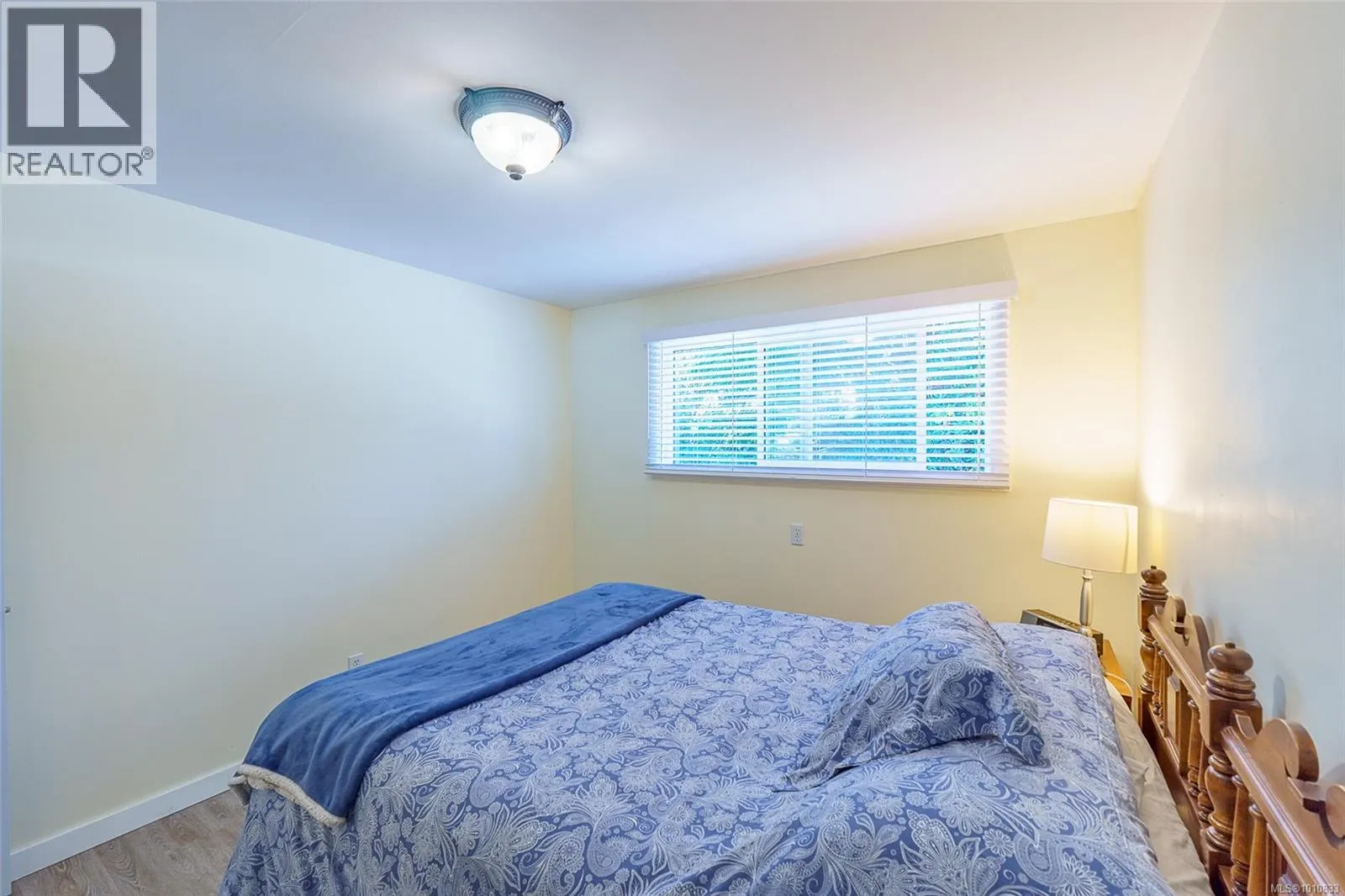 255 Otter St