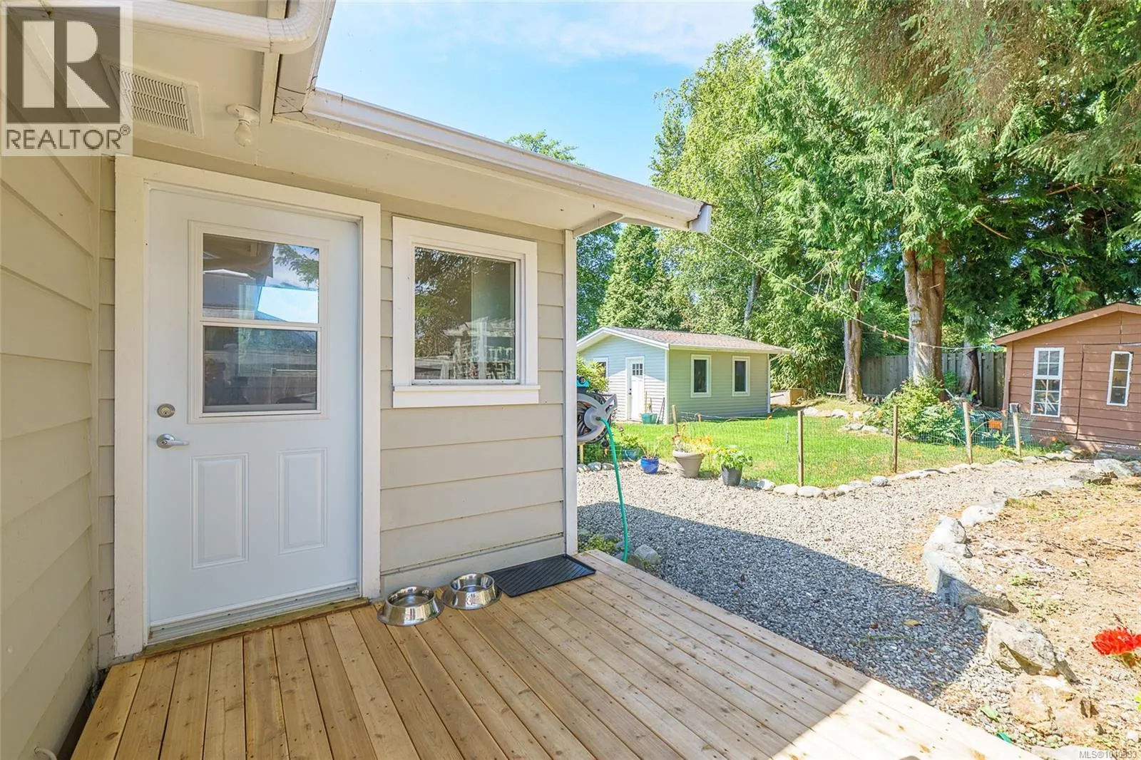 255 Otter St