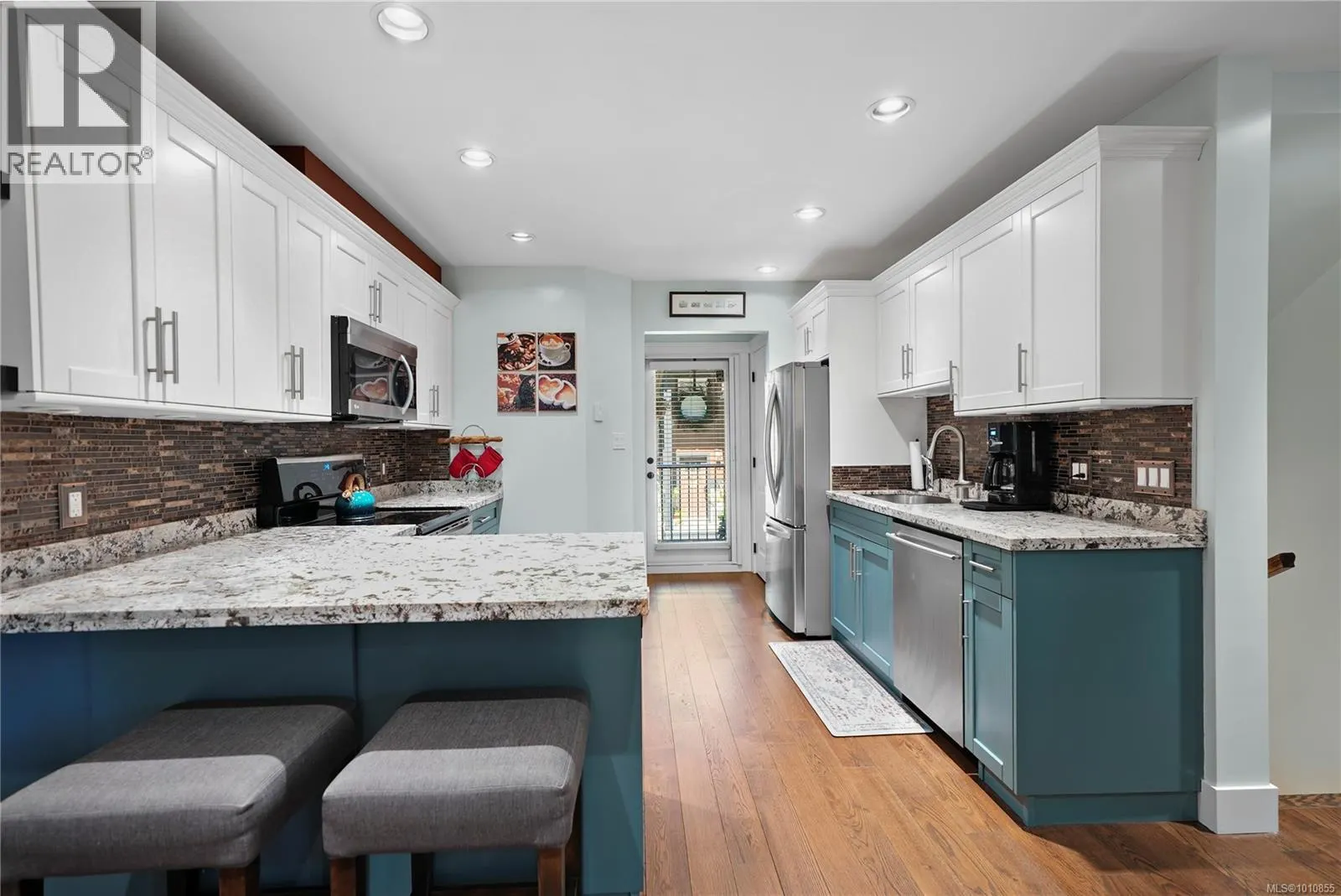 107 990 Rattanwood Pl