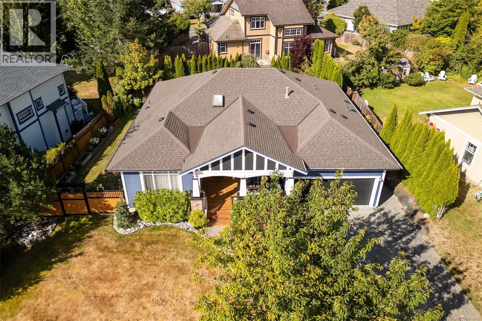 2398 Poplar Dr