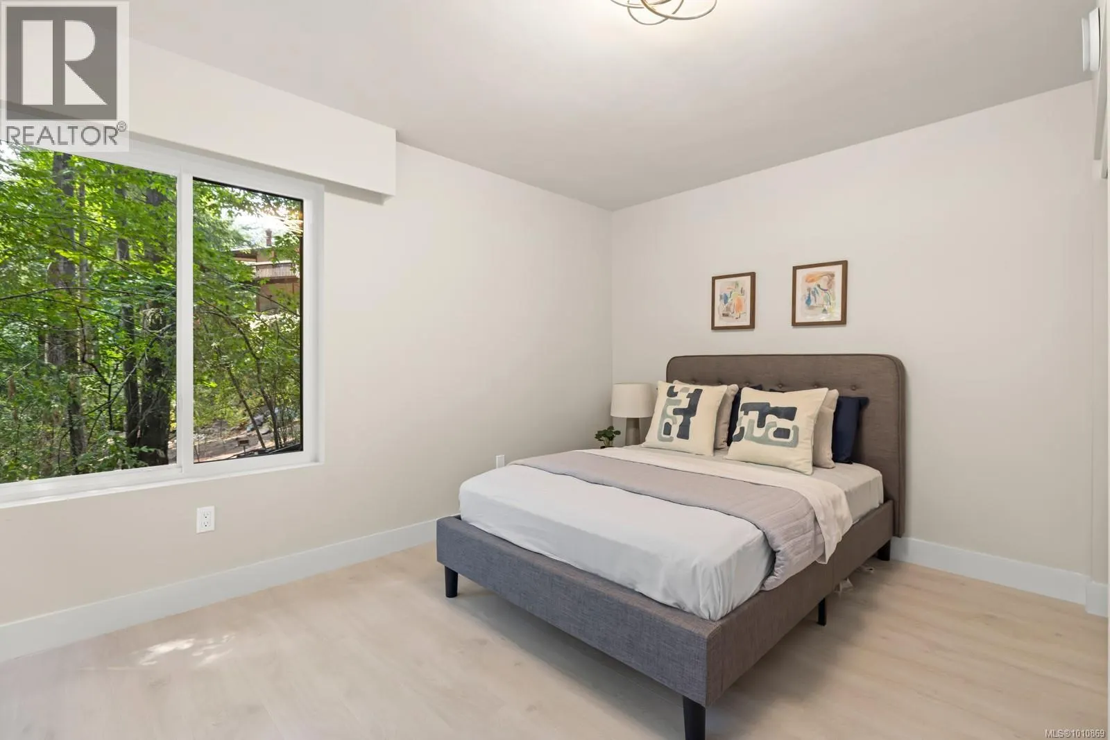 969 Sunnywood Crt