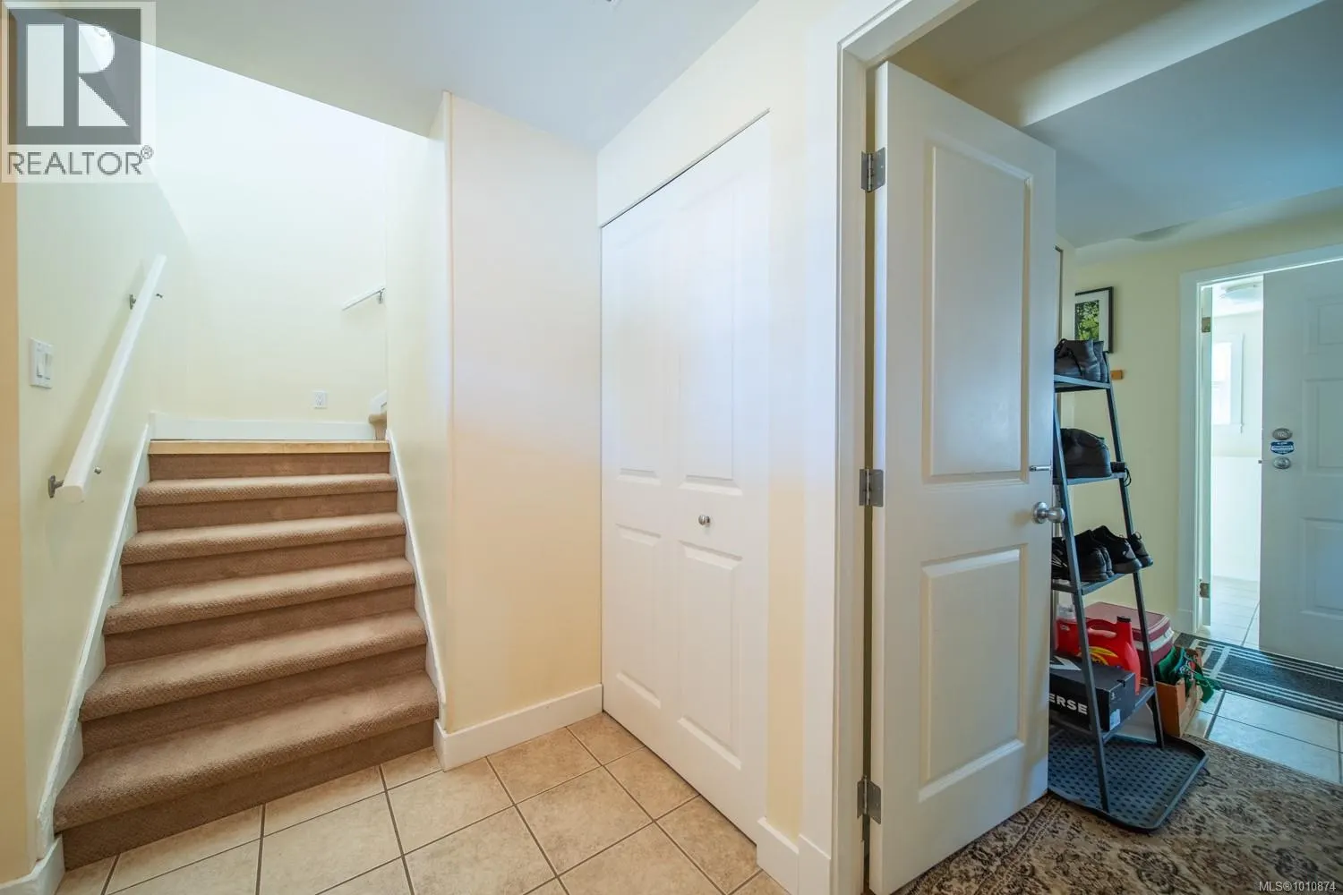 2591 Rosstown Rd