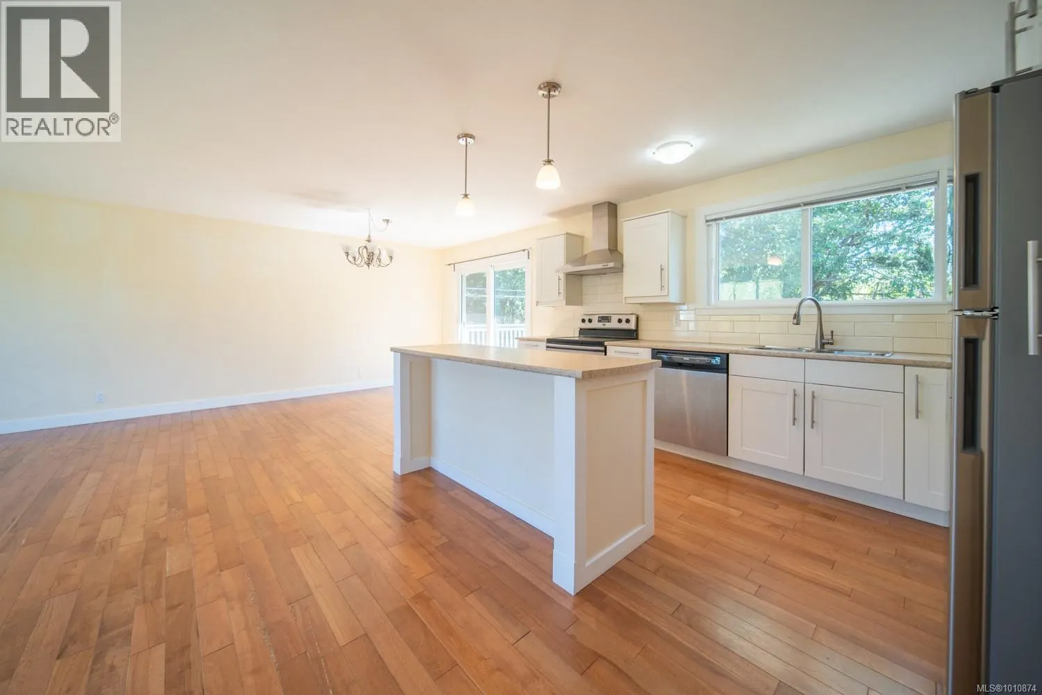 2591 Rosstown Rd
