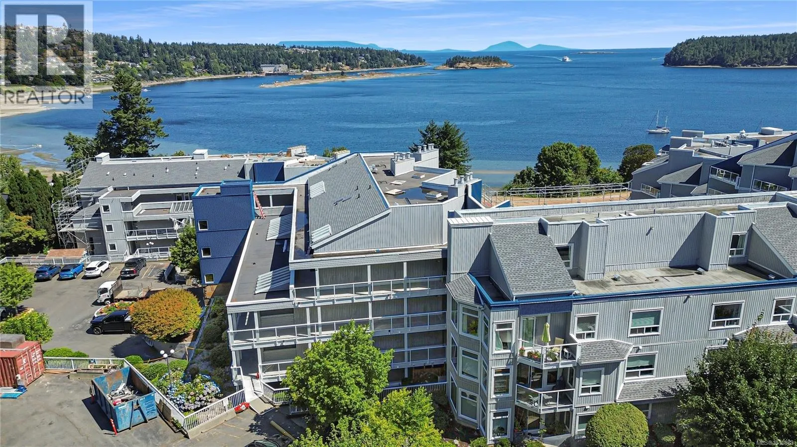 317 2562 Departure Bay Rd