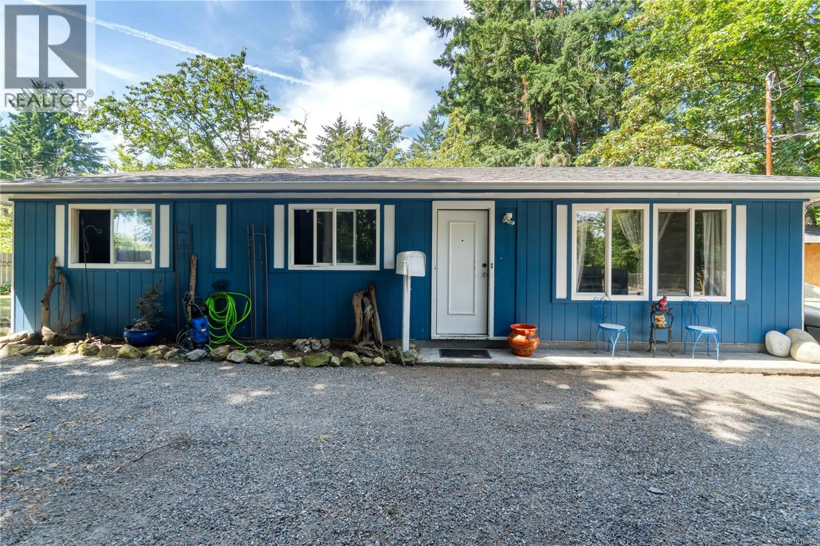 779 Howard Ave