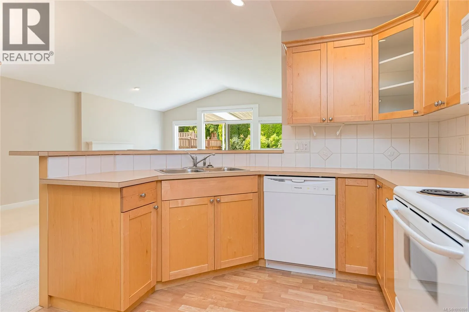 145 Meridian Way