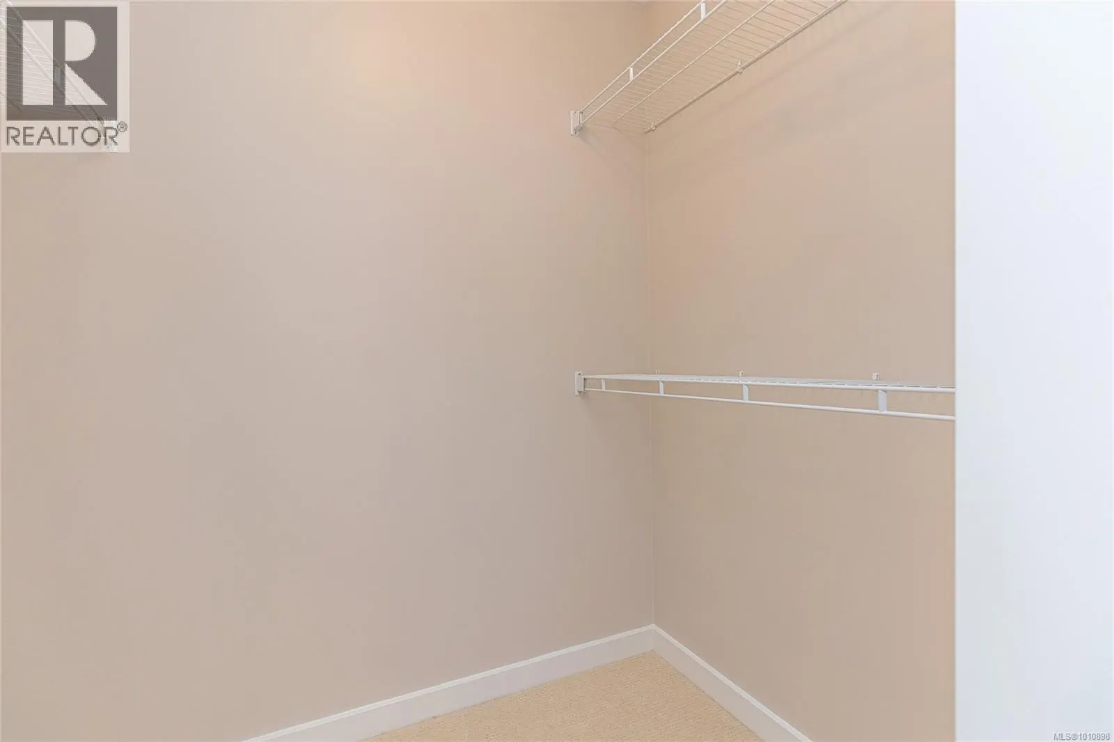 145 Meridian Way