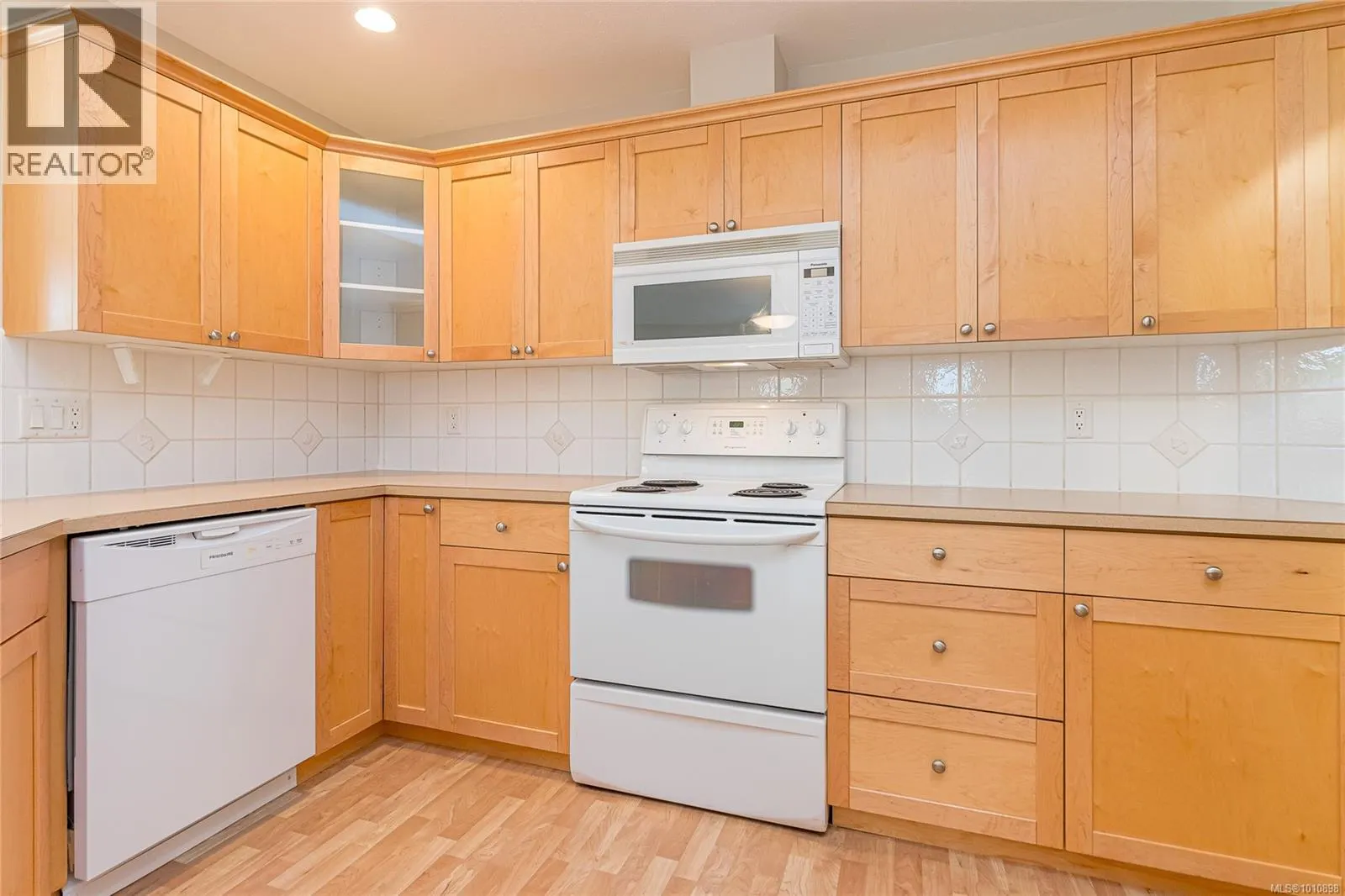 145 Meridian Way